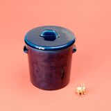 Blue pot
