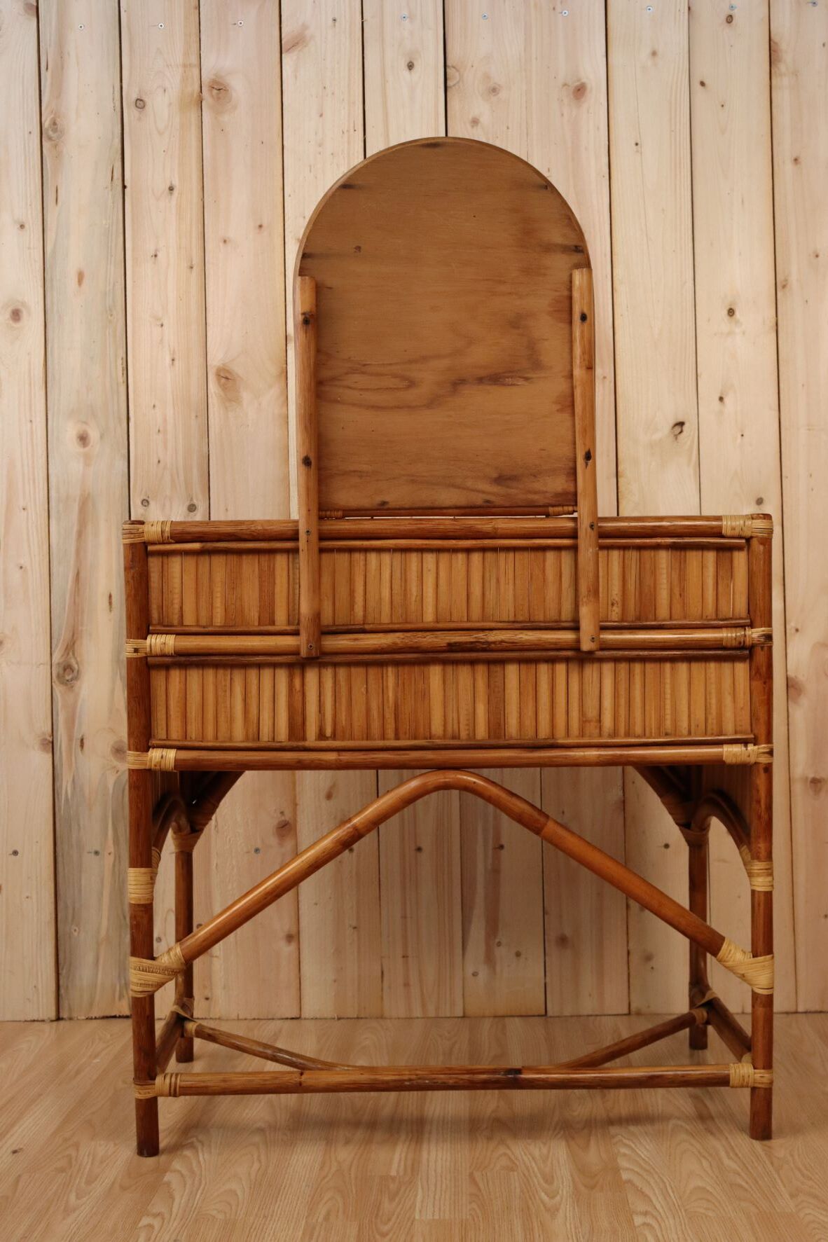 Rattan dressing table