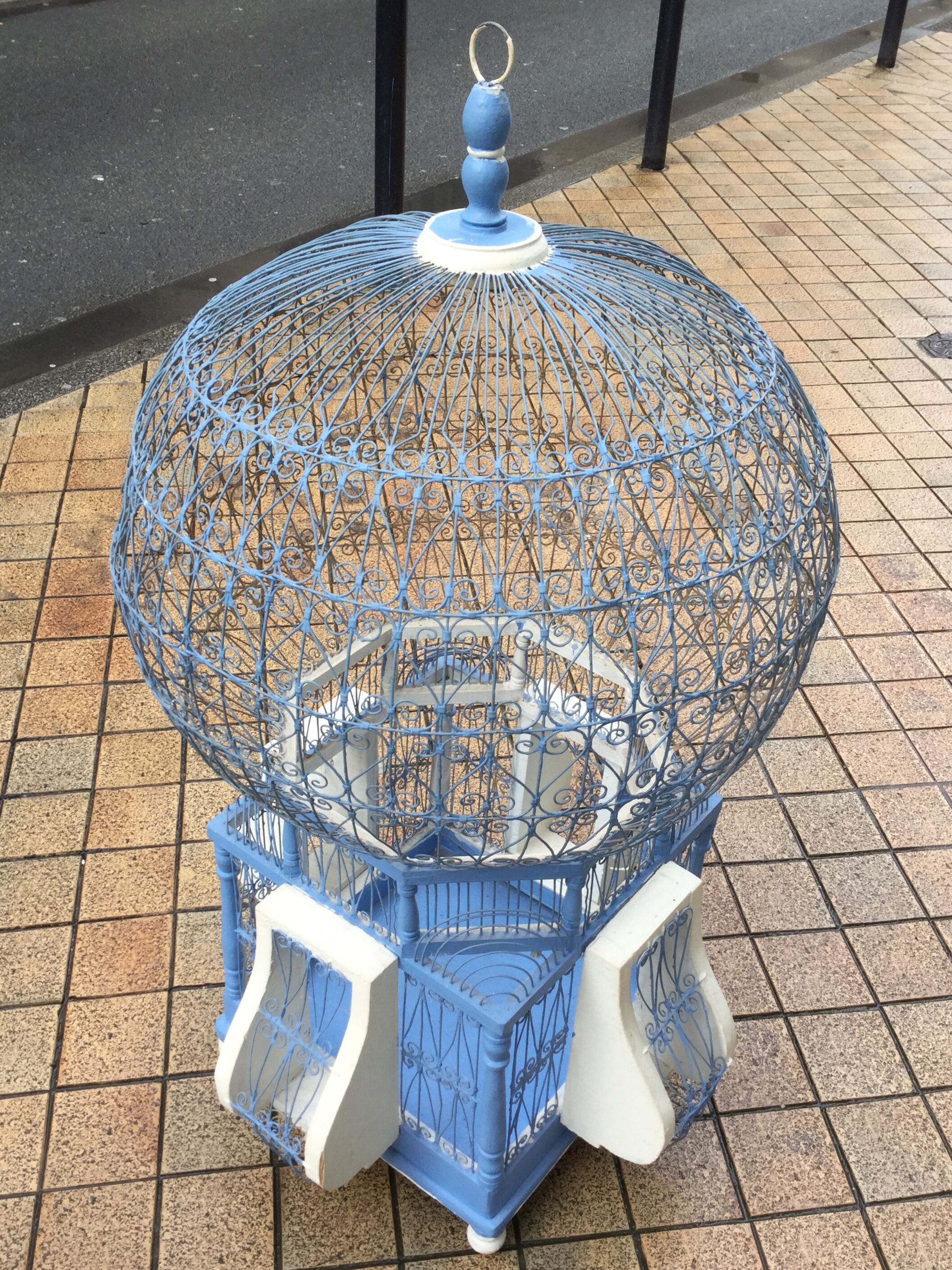 Tunisian bird cage