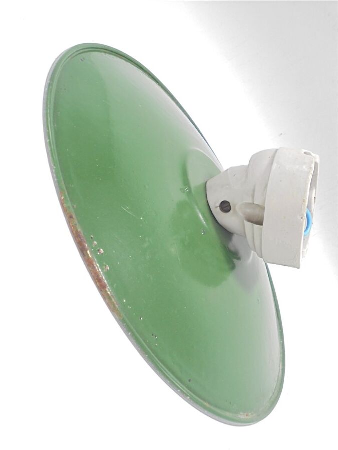 Duo of white ceramic wall lamps