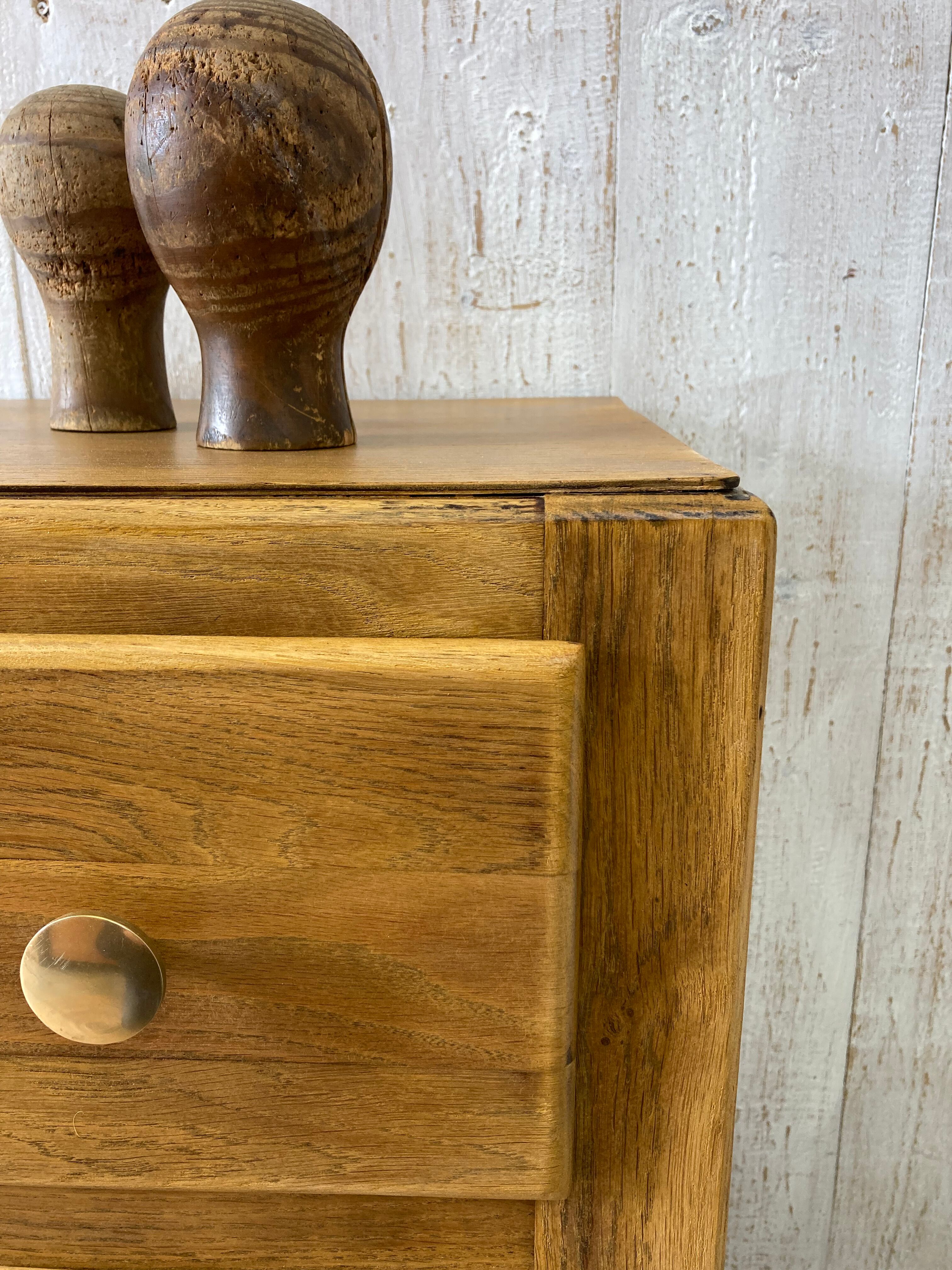 Vintage chest of drawers
