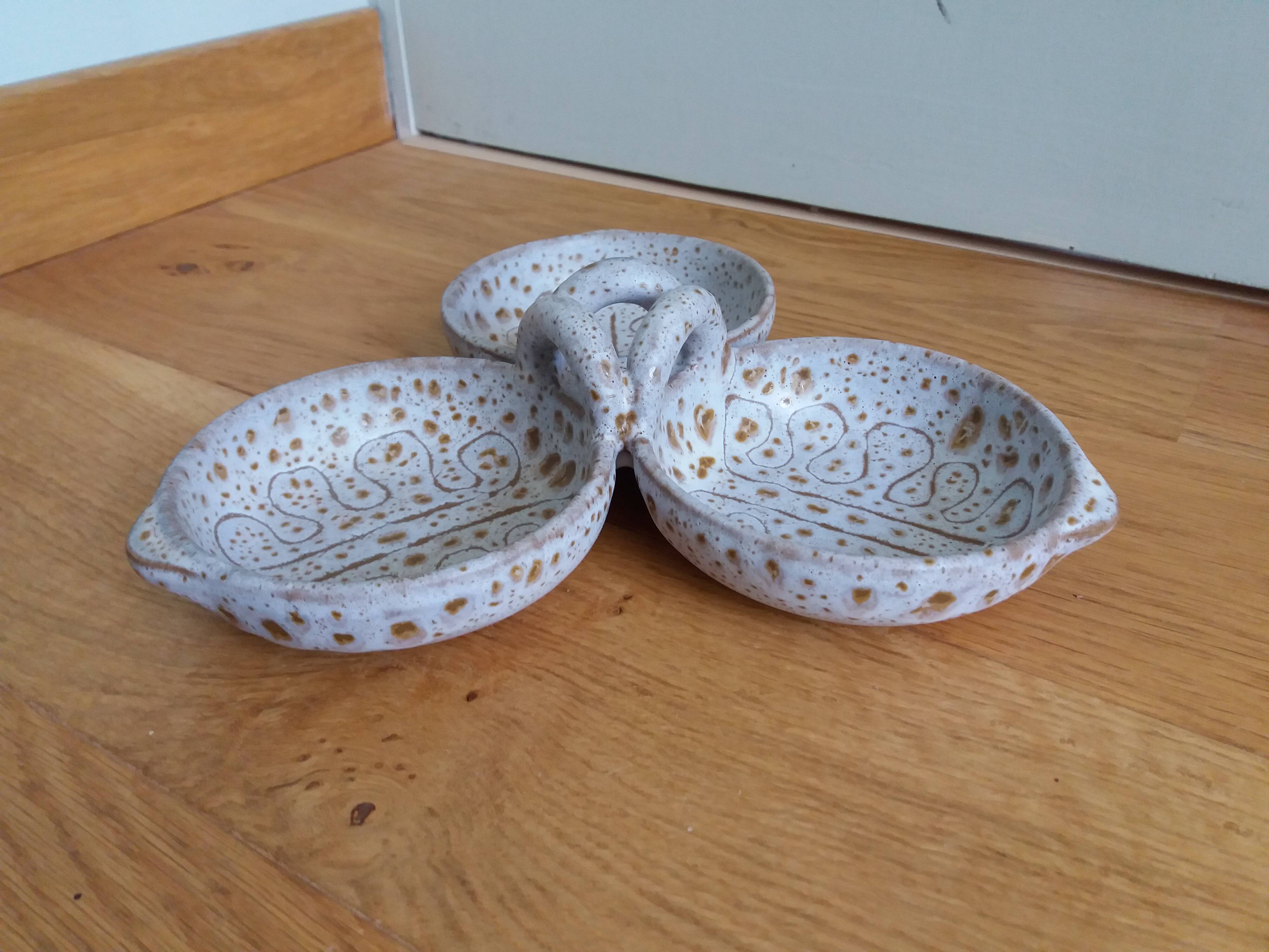 Empty pocket aperitif dish signed Jean Austruy