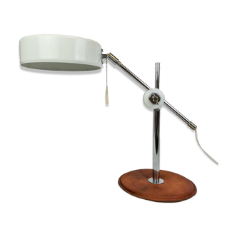 Atelje Lyktan desk lamp in chrome and vintage brown leather, mid-century, Sweden.