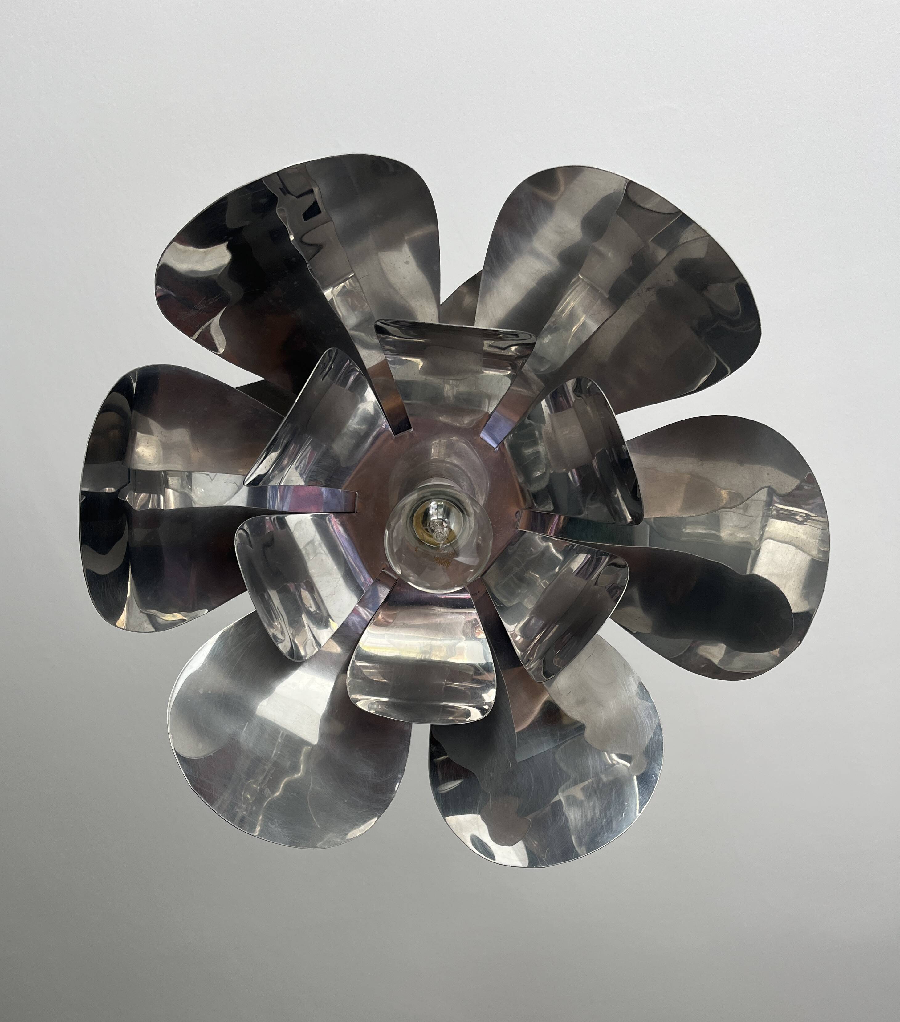 Vintage chrome flower-shaped pendant (1970)