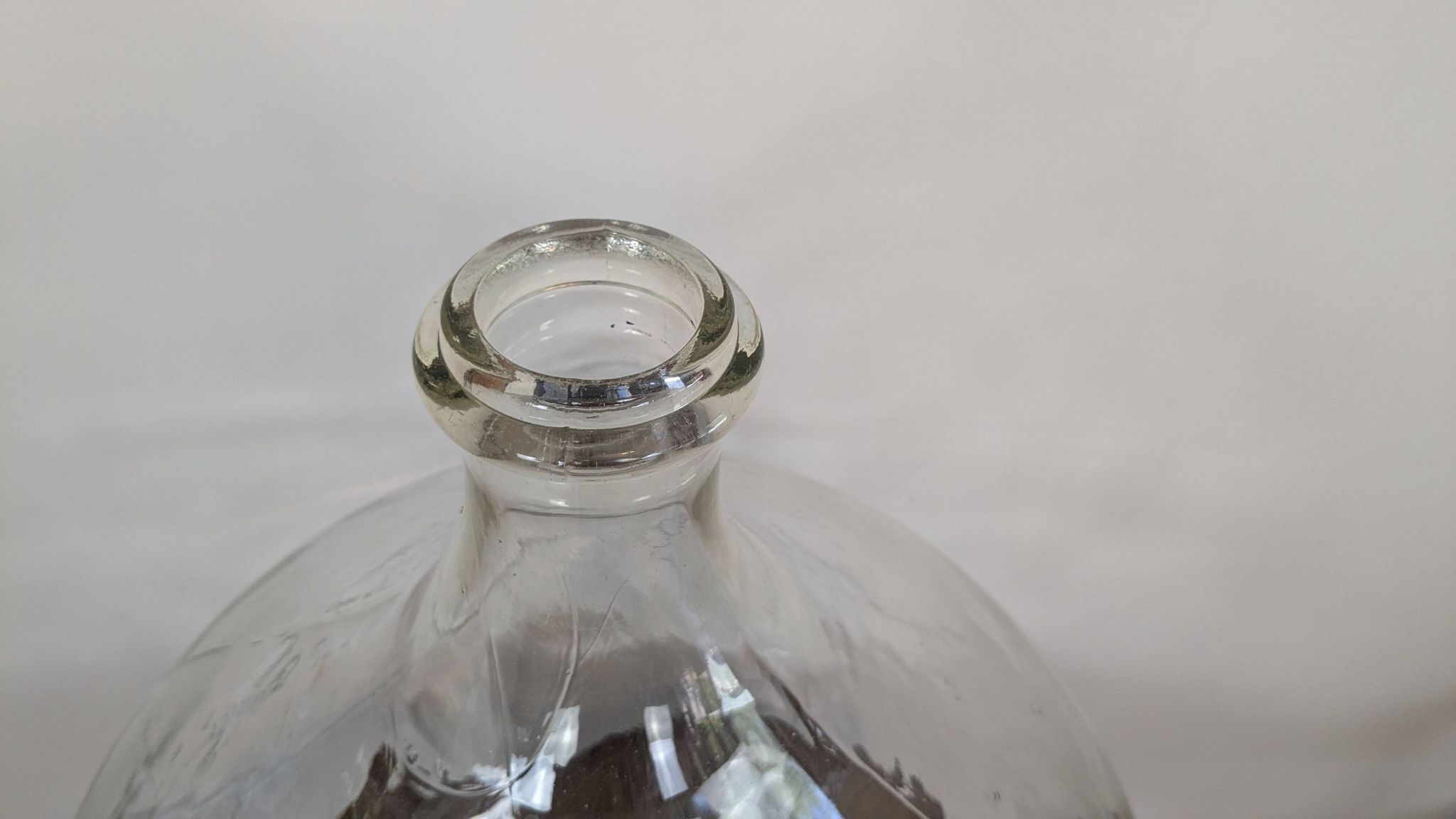 Dame-jeanne ancienne transparente 60L, esprit campagne