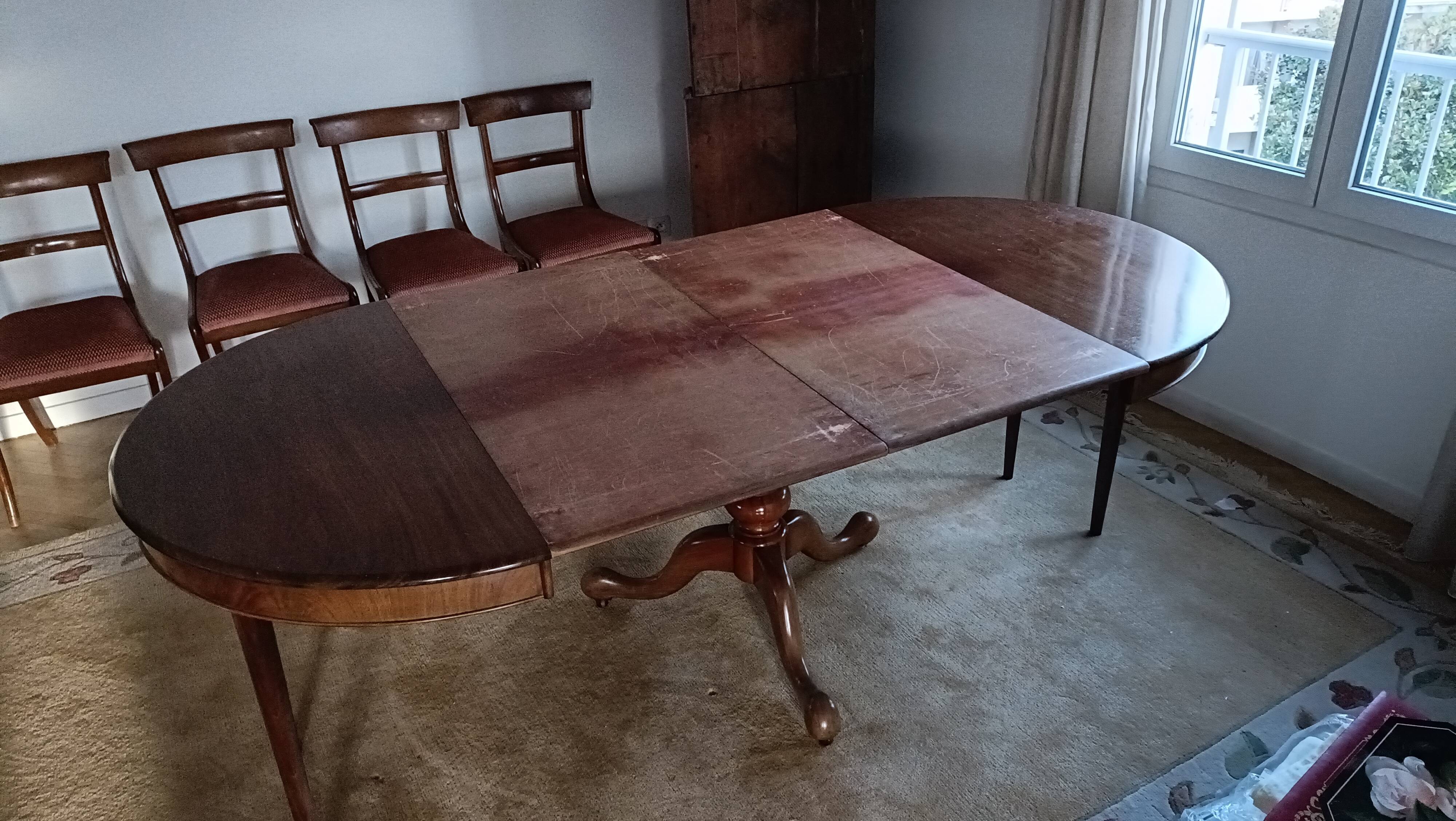 English mahogany table 8/10 people