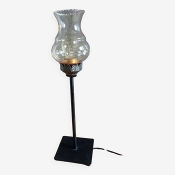 Lampe de table pied métal noir, abat jour verre tulipe vintage