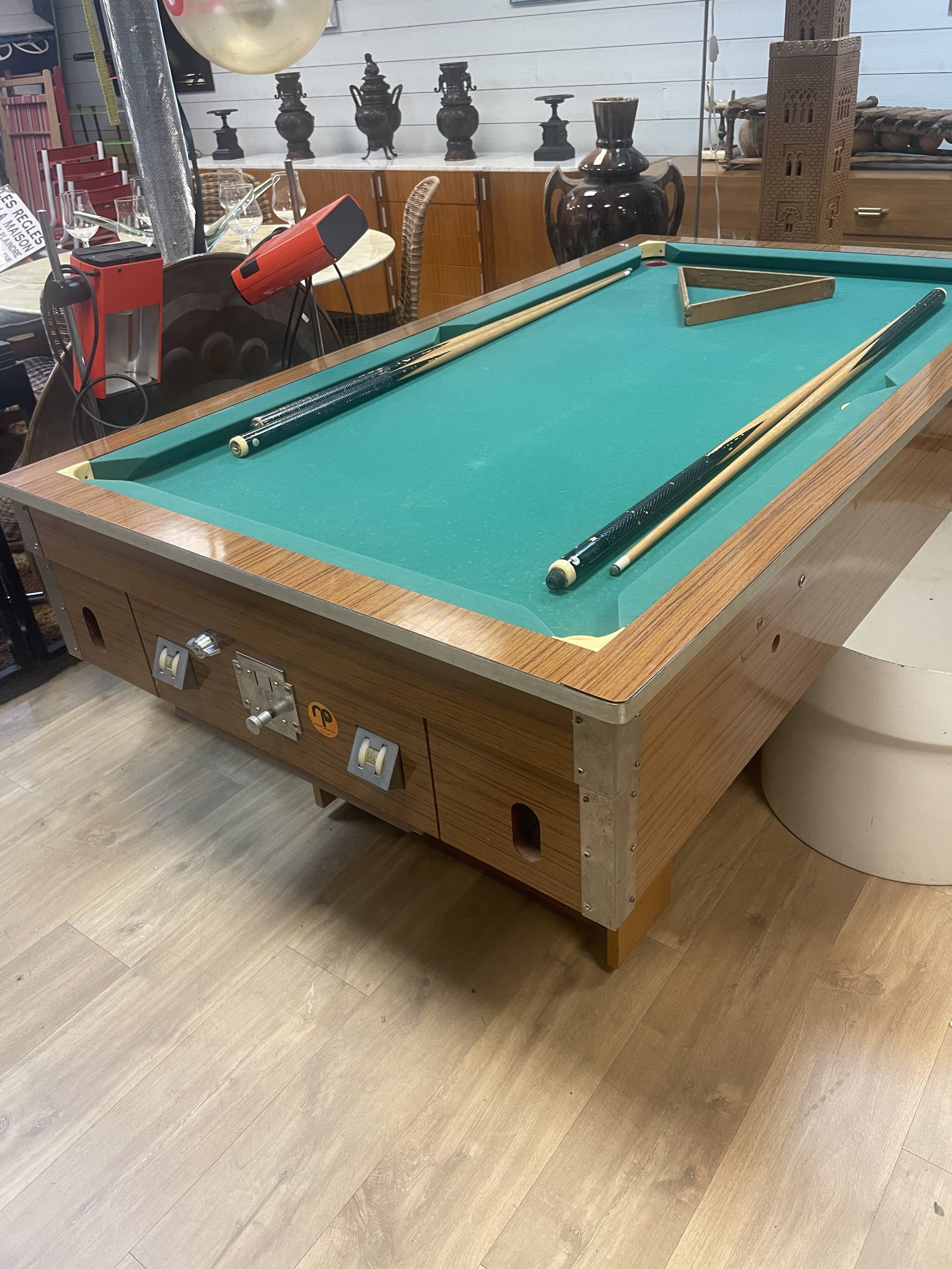 American billiards of bistros rené pierre 1970