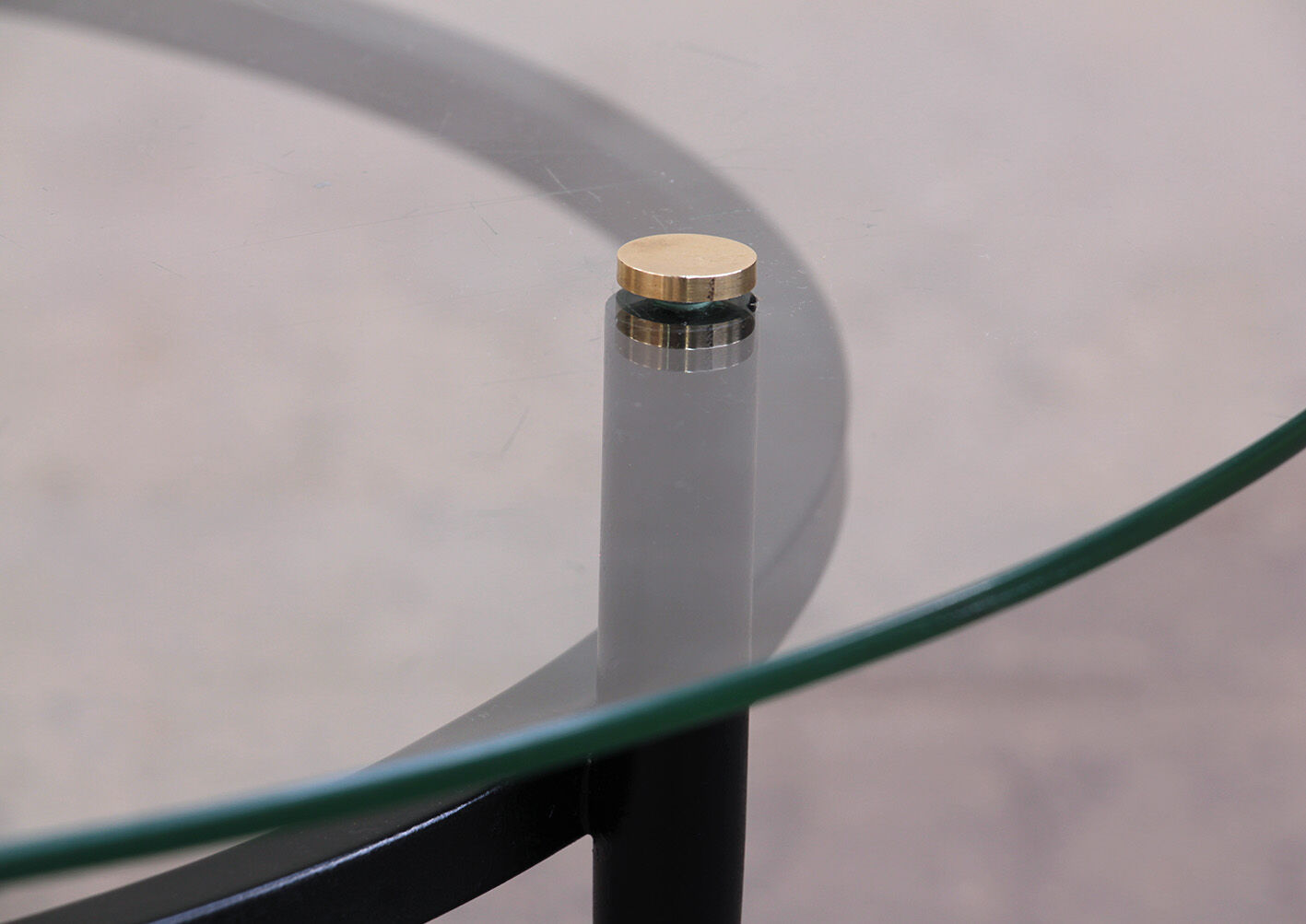 Round coffee table from the 1950s