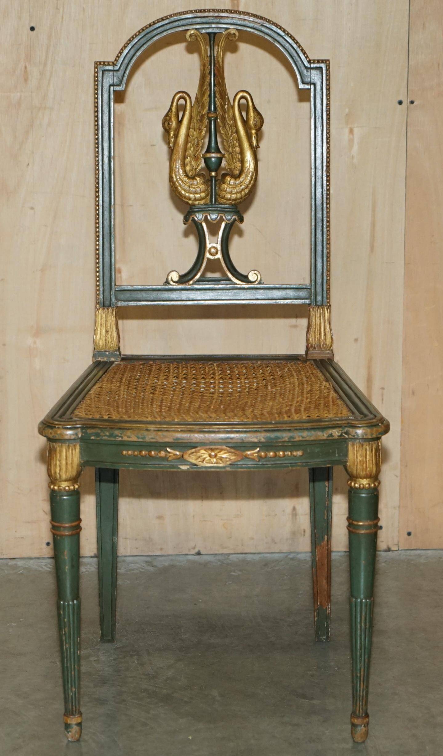 Paire Antique Chaises d'Appoint William Kent Empire Sculptées en Cygne