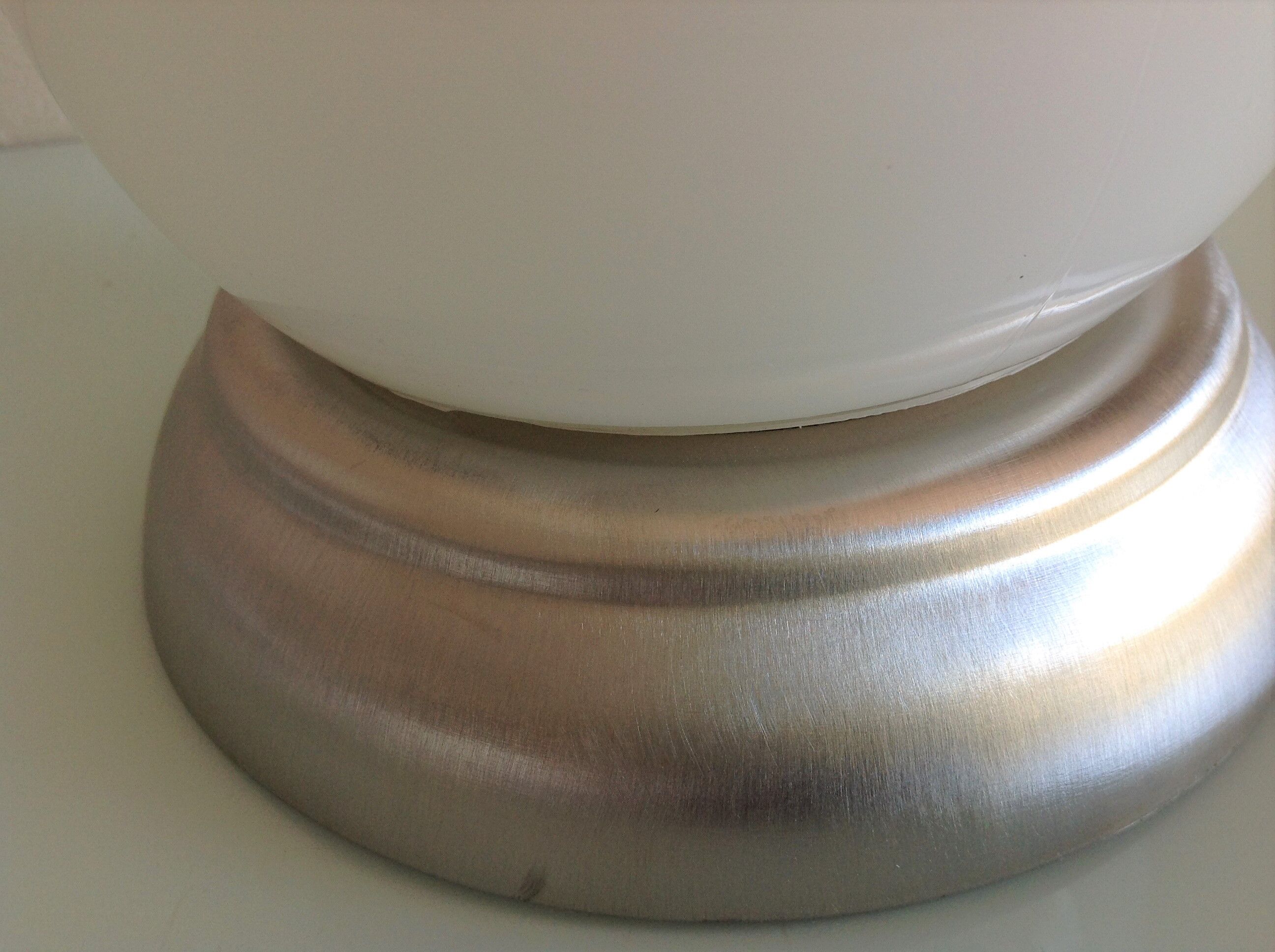 Ceiling lamp globe in white opaline and brushed metal