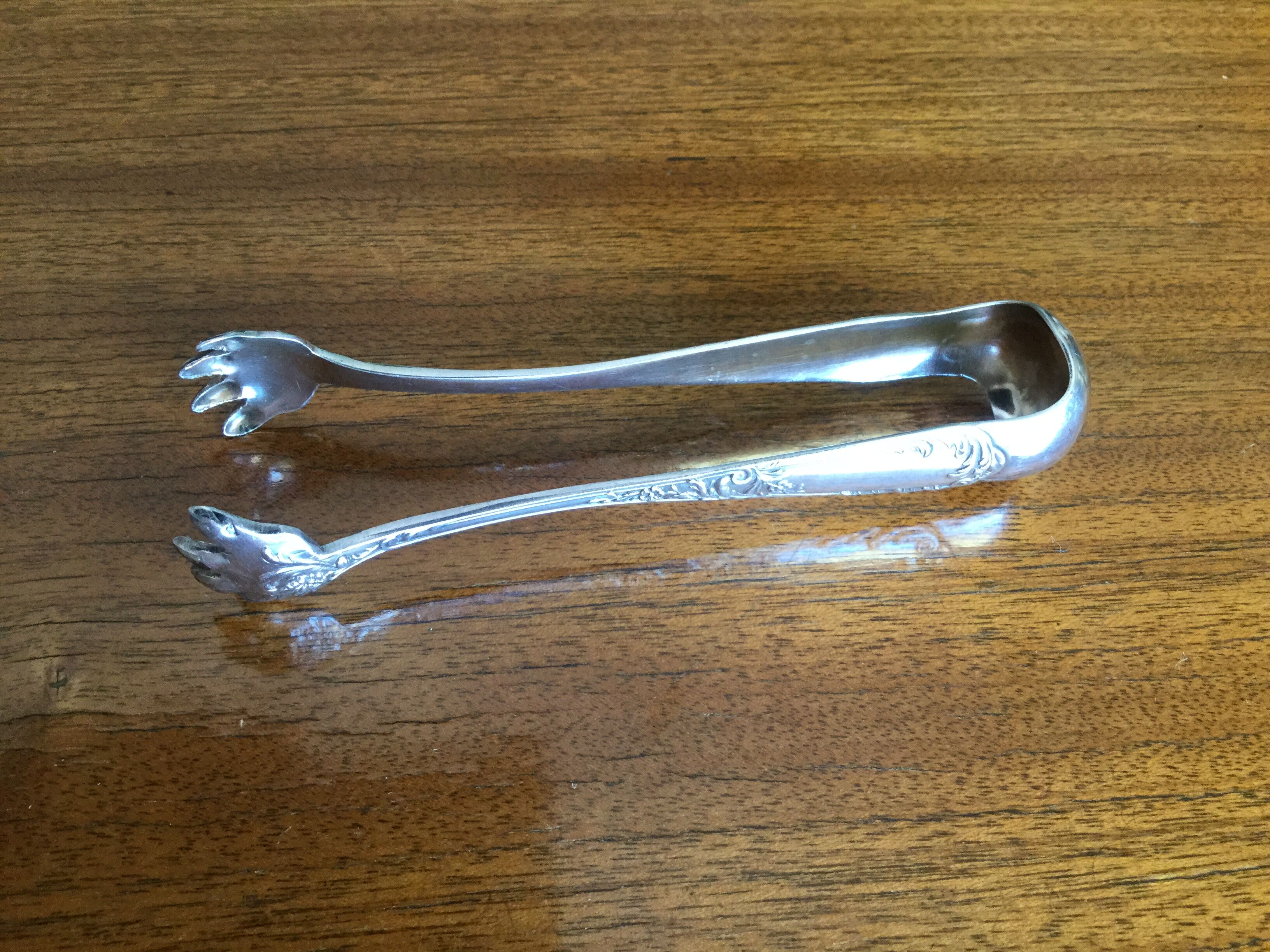 Silver metal sugar clip