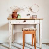 Skated white footing farm table