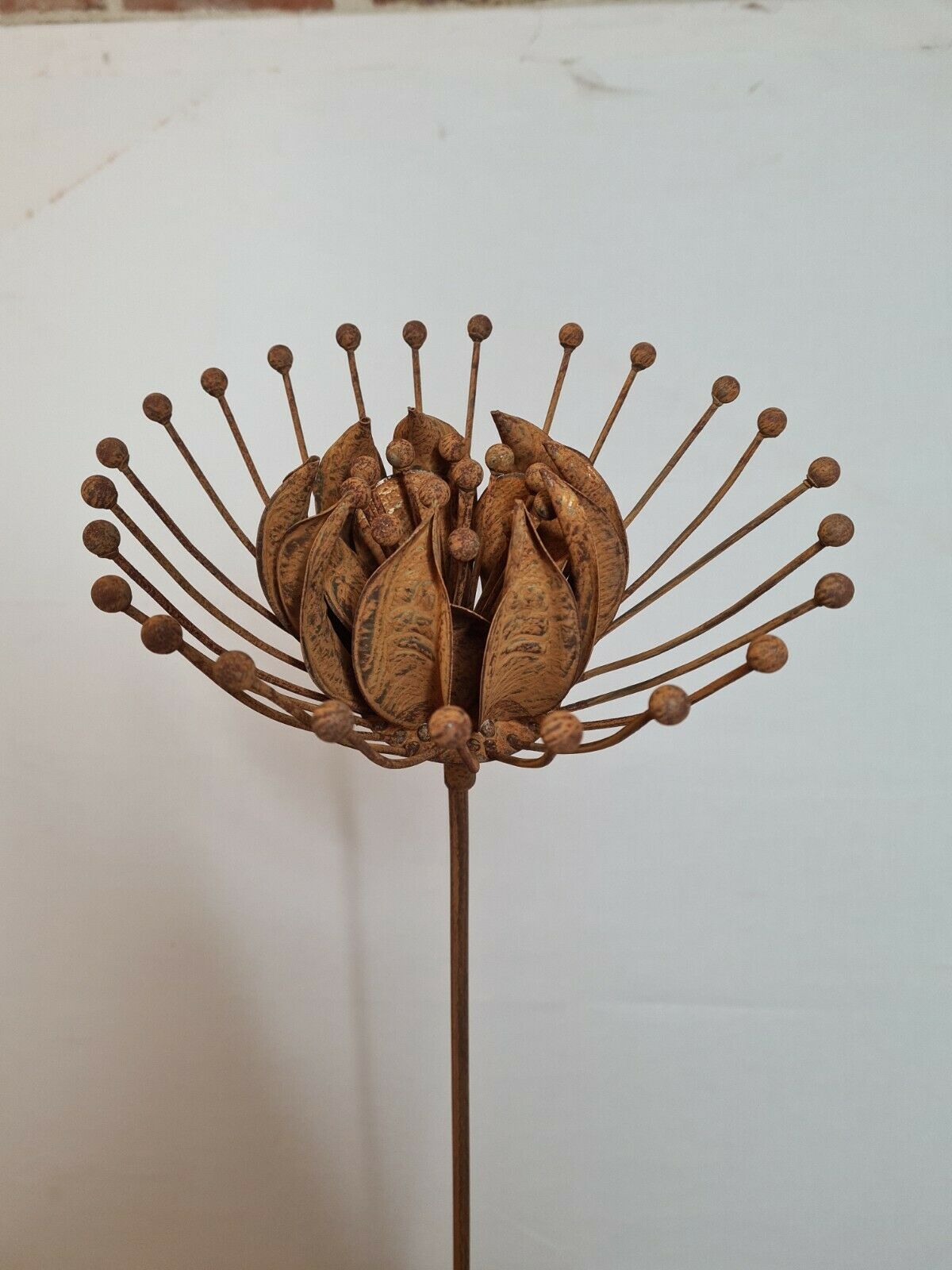 Wrought iron flower / garden decoration