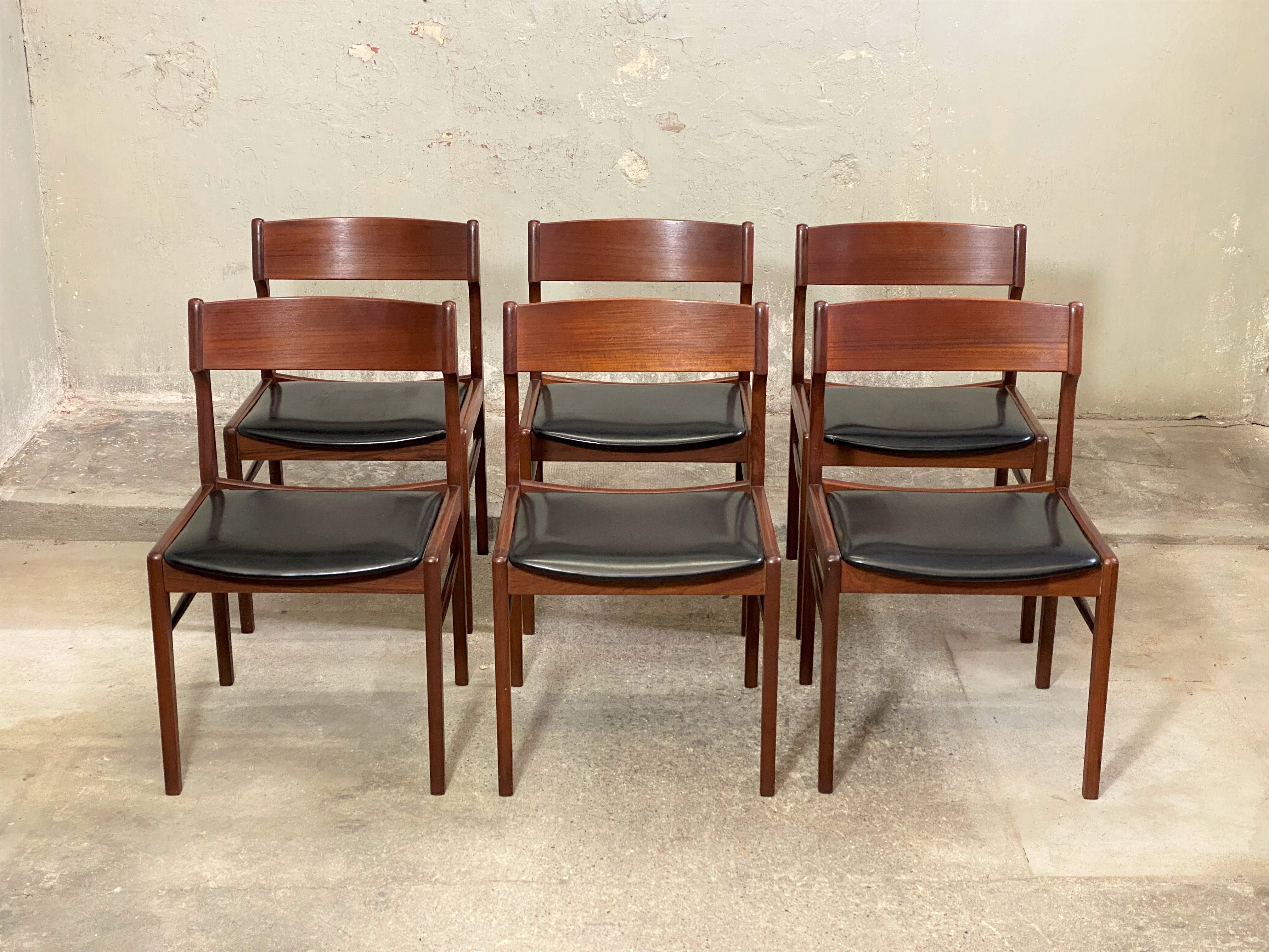 6 Scandinavian Scandinavian Scantic Mobelvaerk chairs