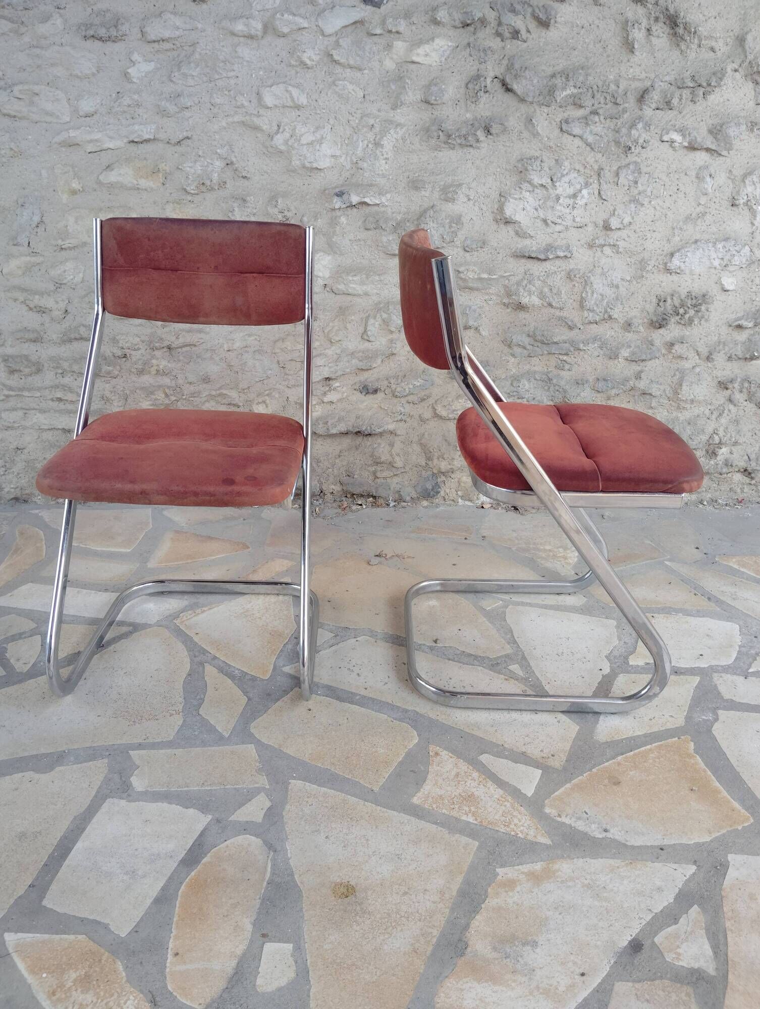 Set of 2 vintage tubular chairs by Roche Bobois.