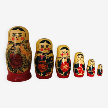 Traditional vintage Russian Matryoshka dolls series of 6