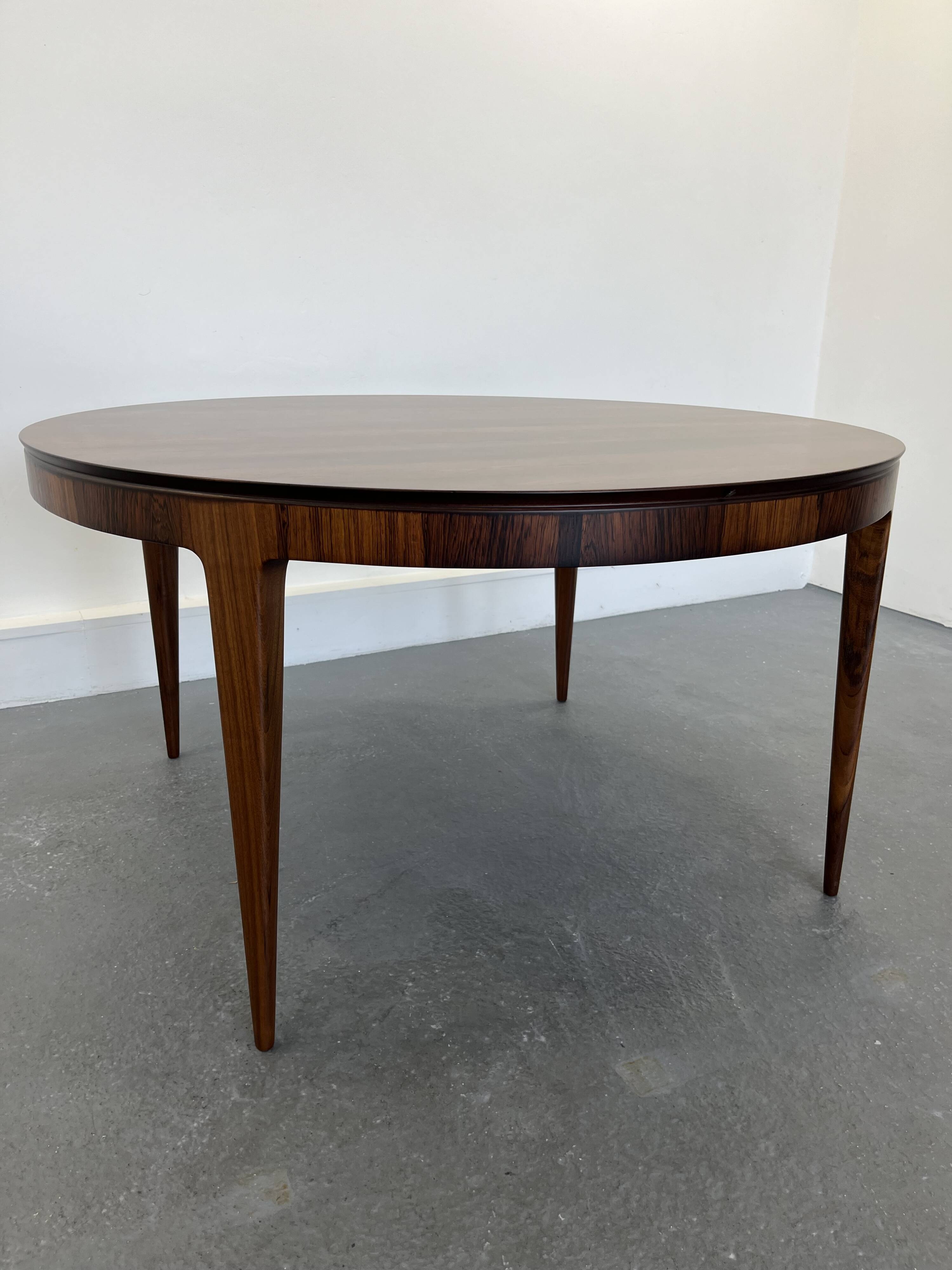 Oval Dining Table in Rosewood by Johannes Andersen for CFC Silkeborg, 1960s