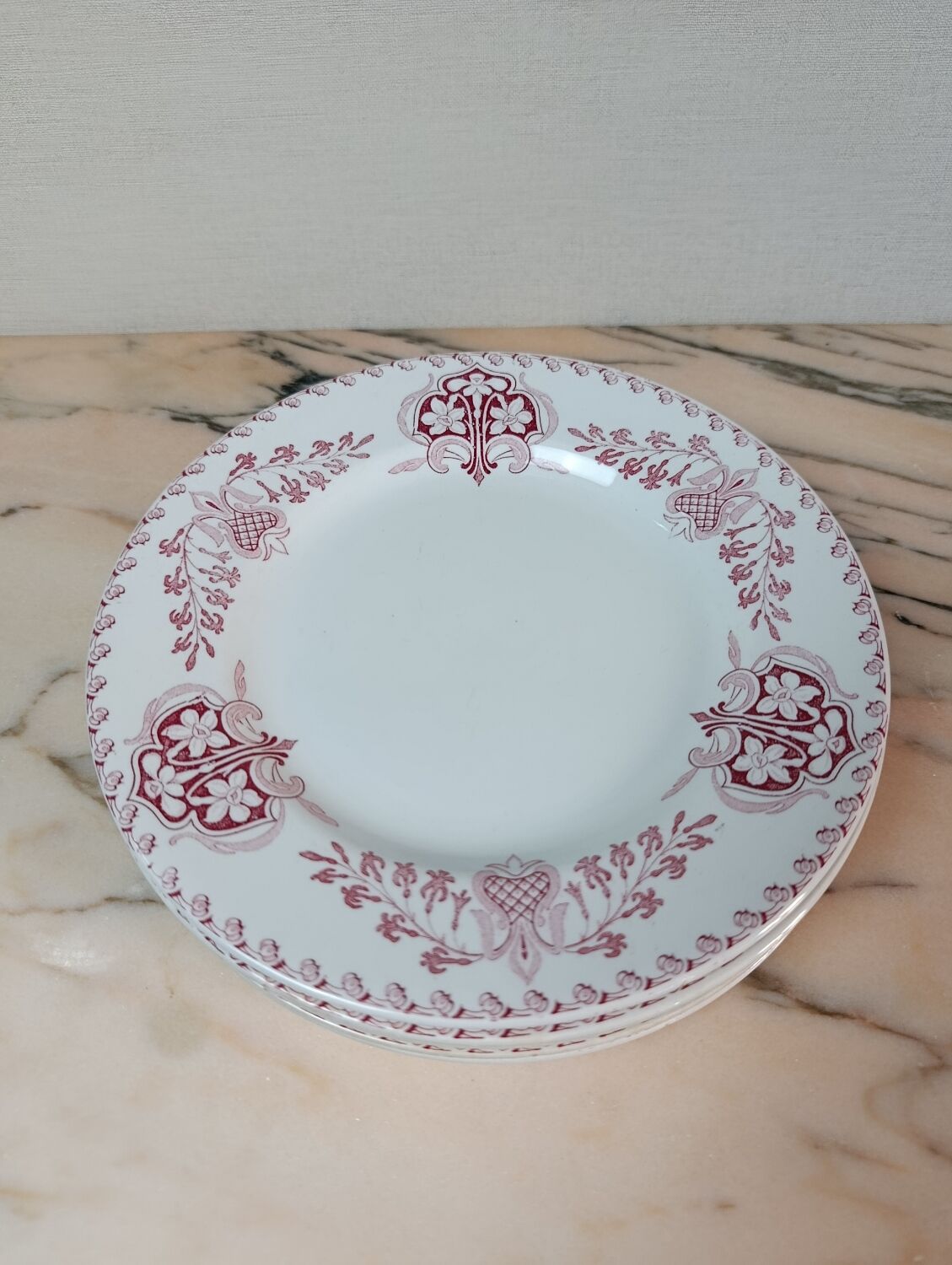 Flat plates Lunéville model Sébastopol With Lions of Faience