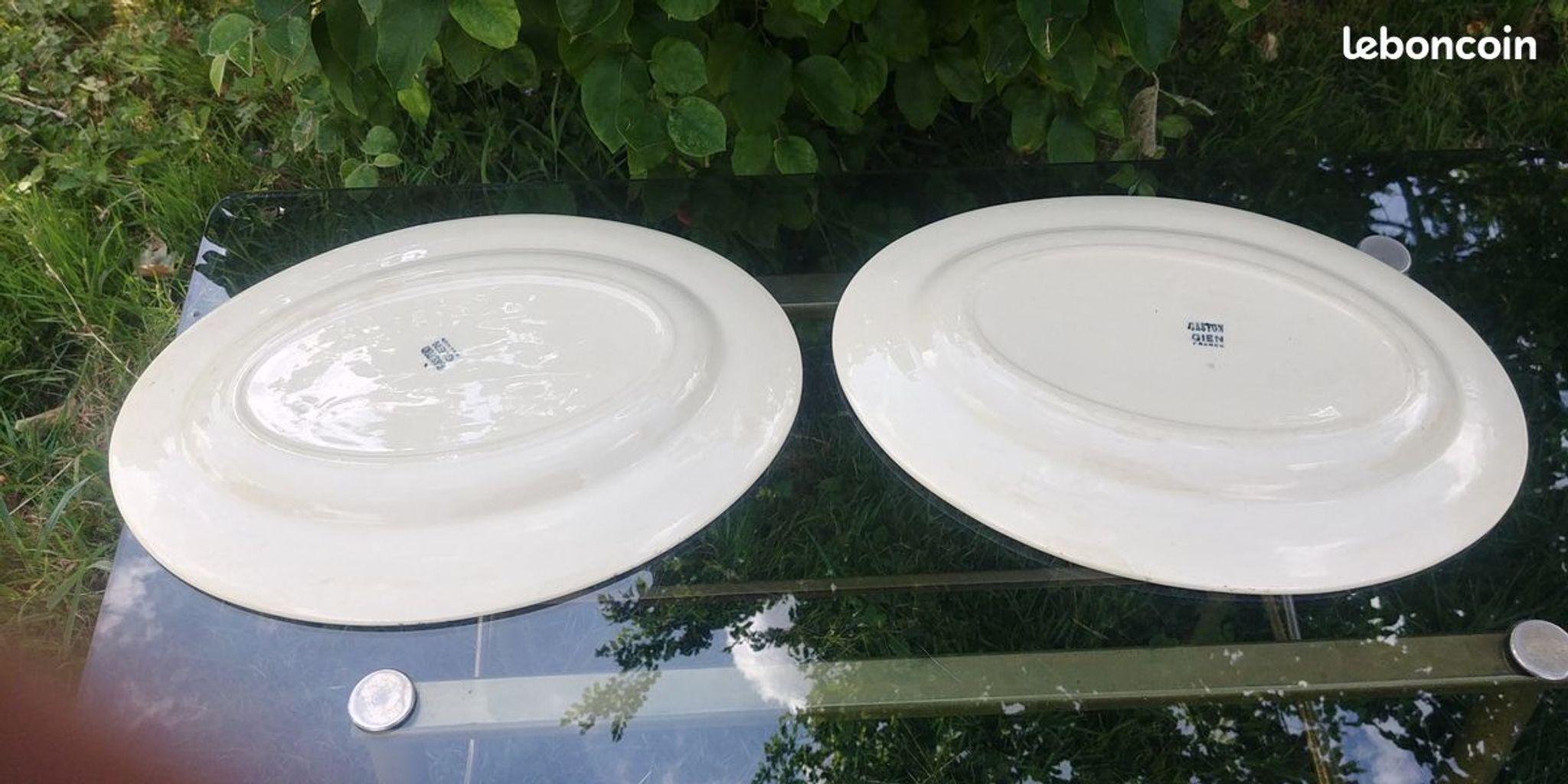Two serving dishes from the Gien faiencerie France Gaston model 60s