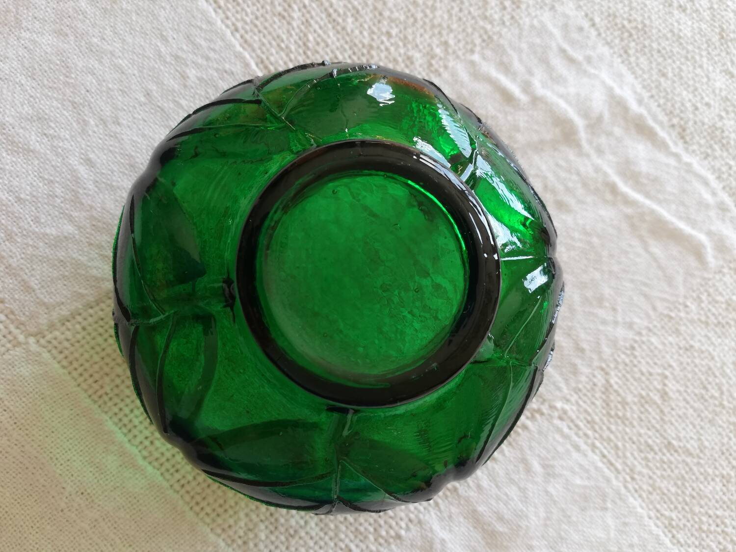 Green leaf tea light holder