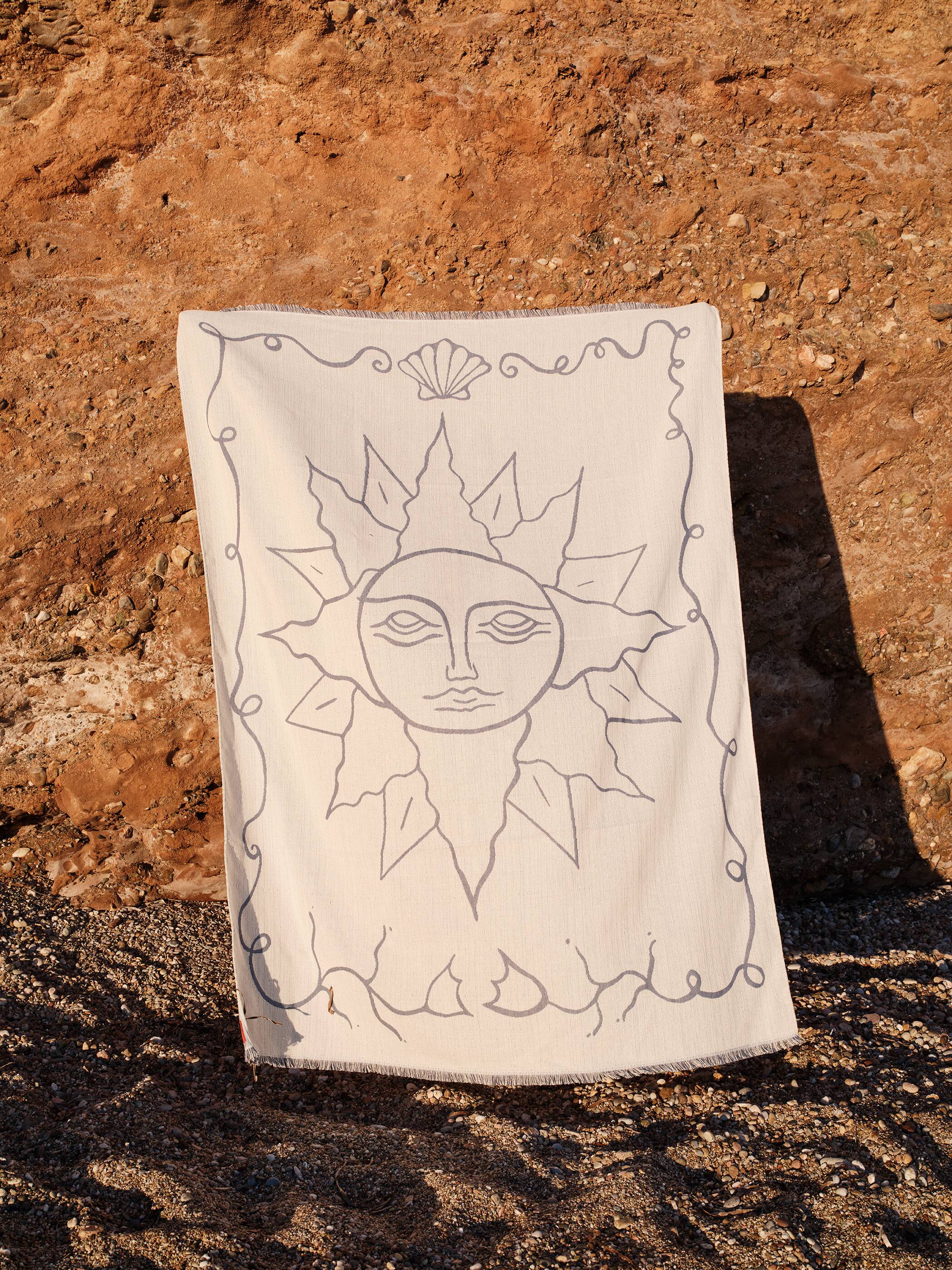 The sun - woven throw