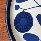 German ceramic saucer from the Stockholm series of the 1960s by Melitta, mid-century style.