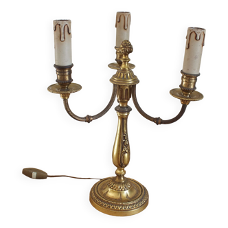 Lampe de style Louis XVI en bronze à 3 bras de lumière