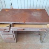 Metal dentist office.