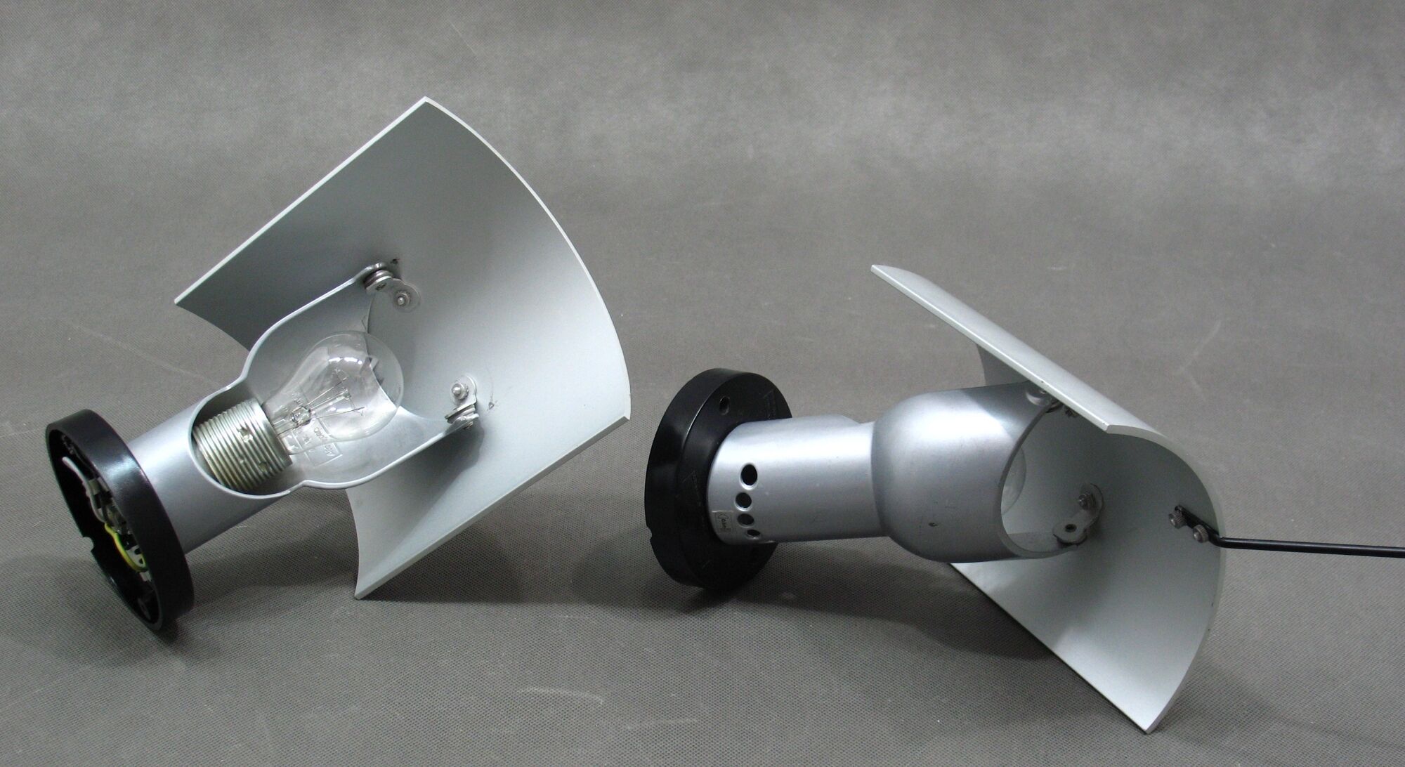 Appliques d’Antonio Citterio pour Artemide, 1980, Set de 2