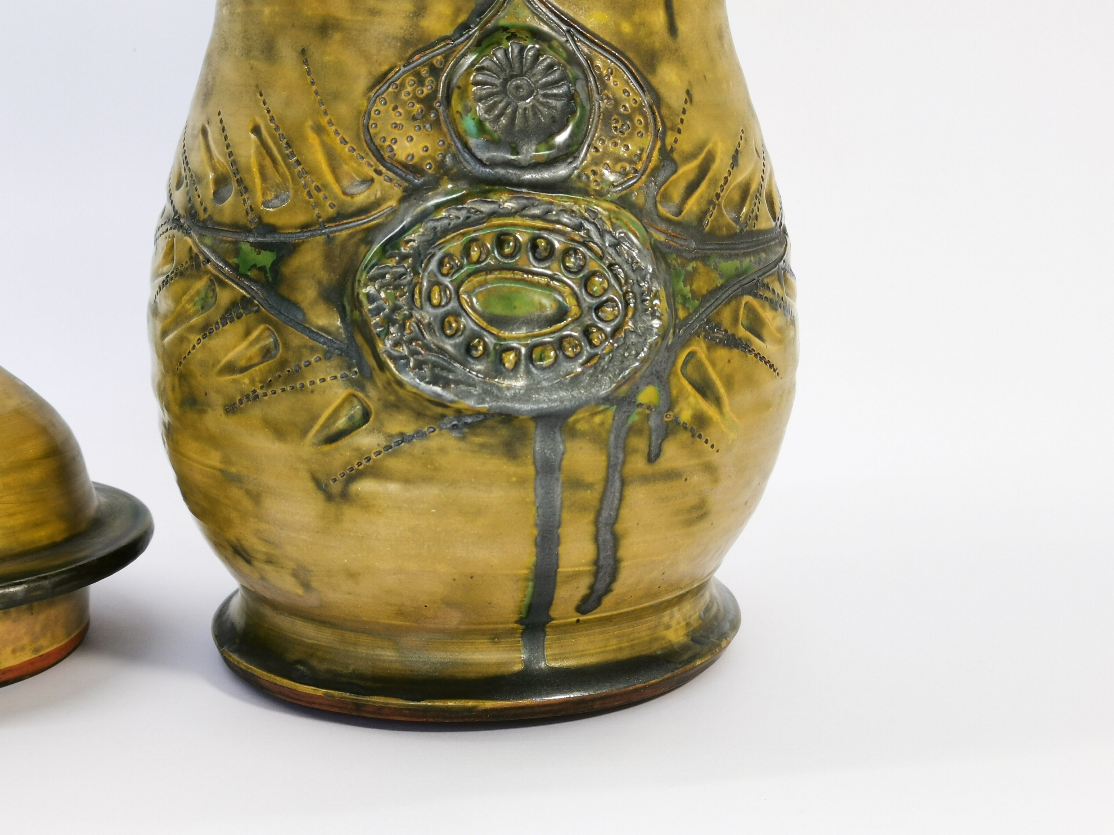 Pitcher with lid, stamped