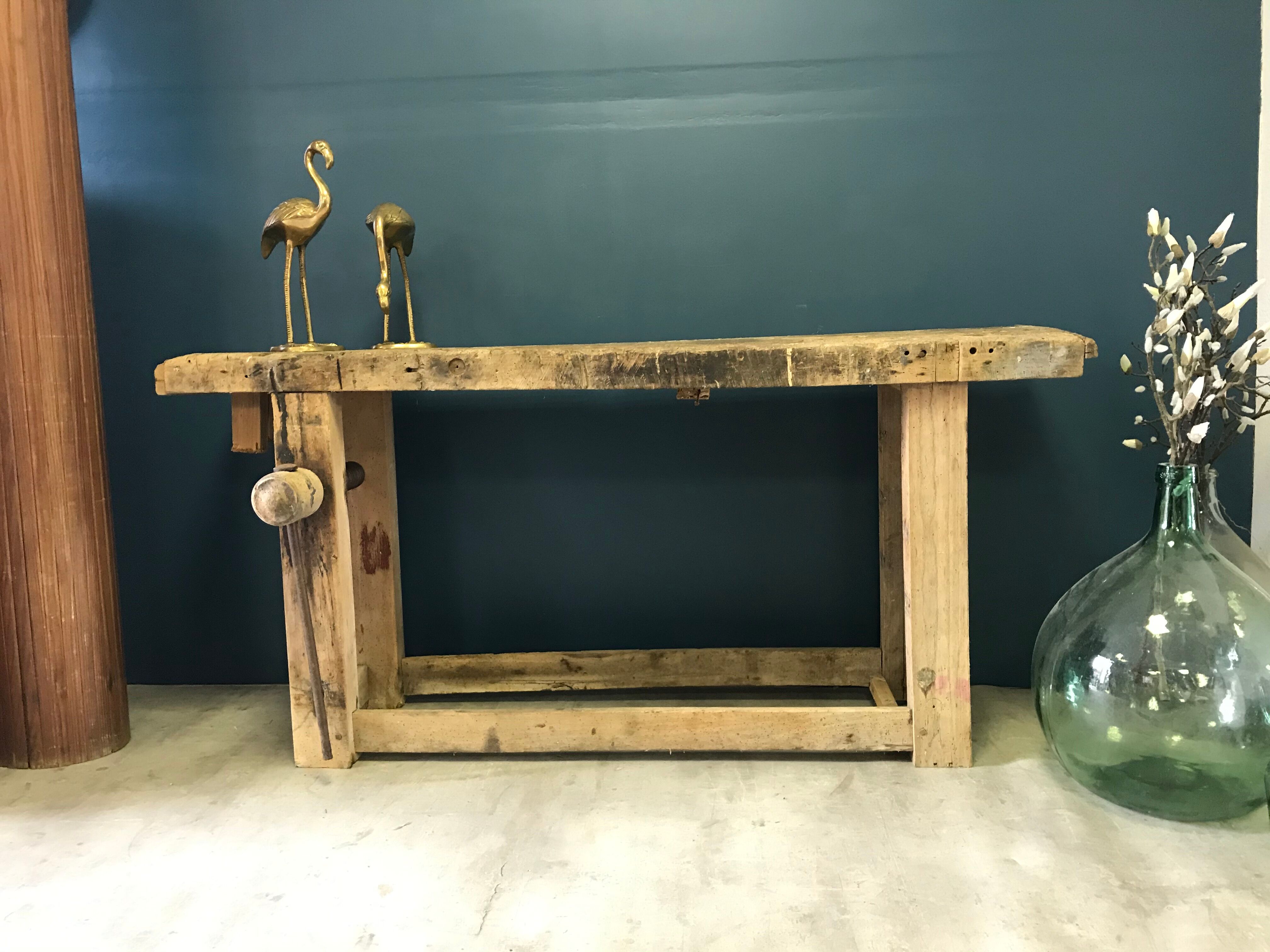 Carpenter's workbench