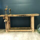 Carpenter's workbench