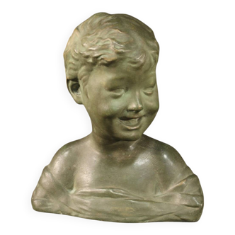 Sculpture in terracotta bust of a child