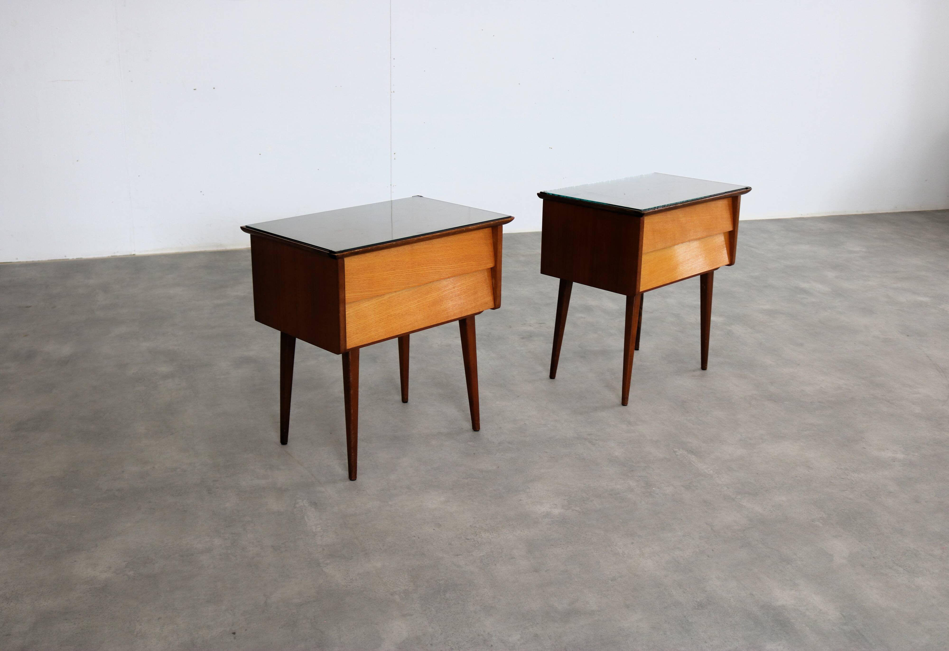 Ensemble de tables de chevet vintage | Commodes | Années 1960