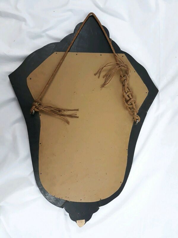 Ancien miroir mural à parcloses de style Vénitien époque art déco vers 1940.