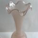 Paire de vases en opaline rose