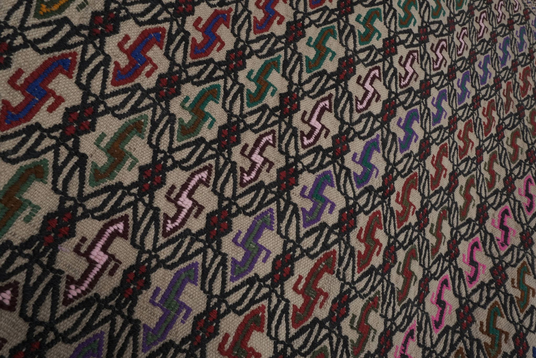 Masterwork Hand-Woven Rug Braided Kilim - Tribal Designer Carpet 3'9" X 5'