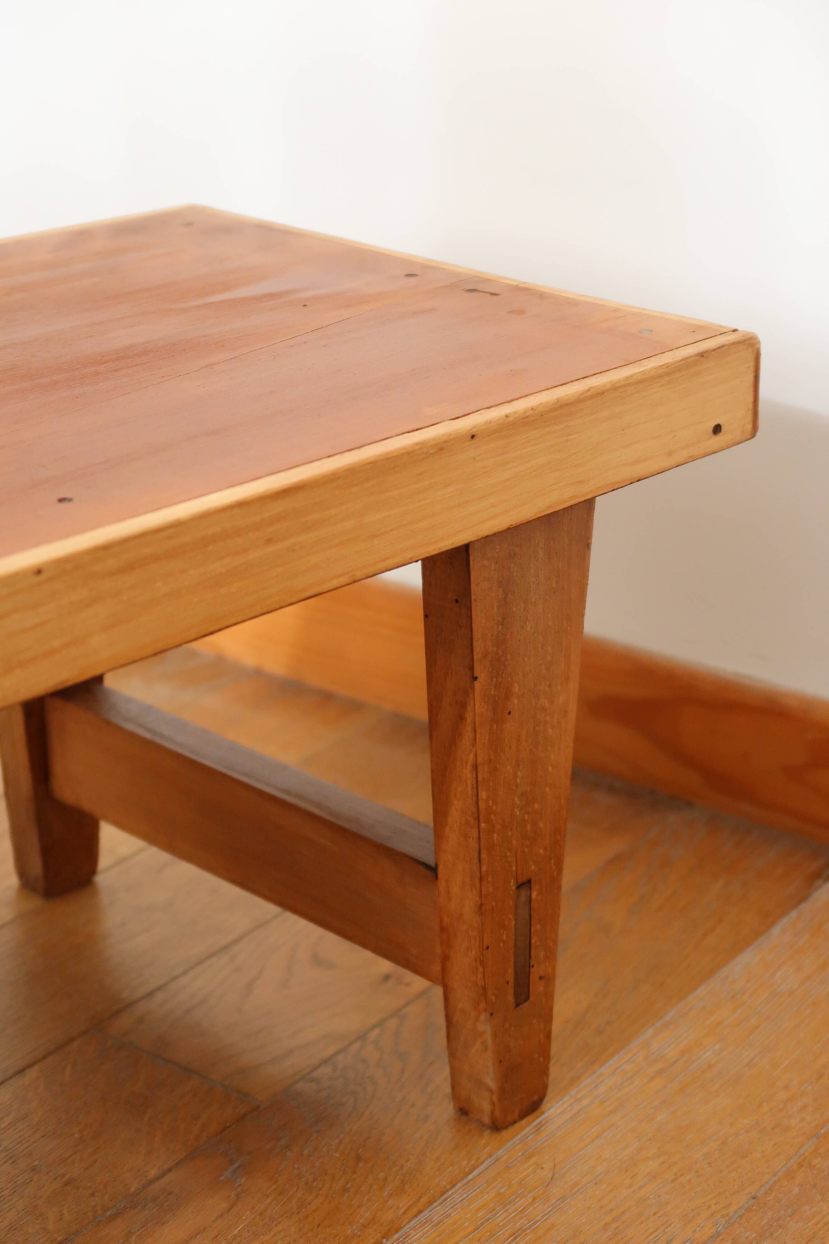 Scandinavian low bench