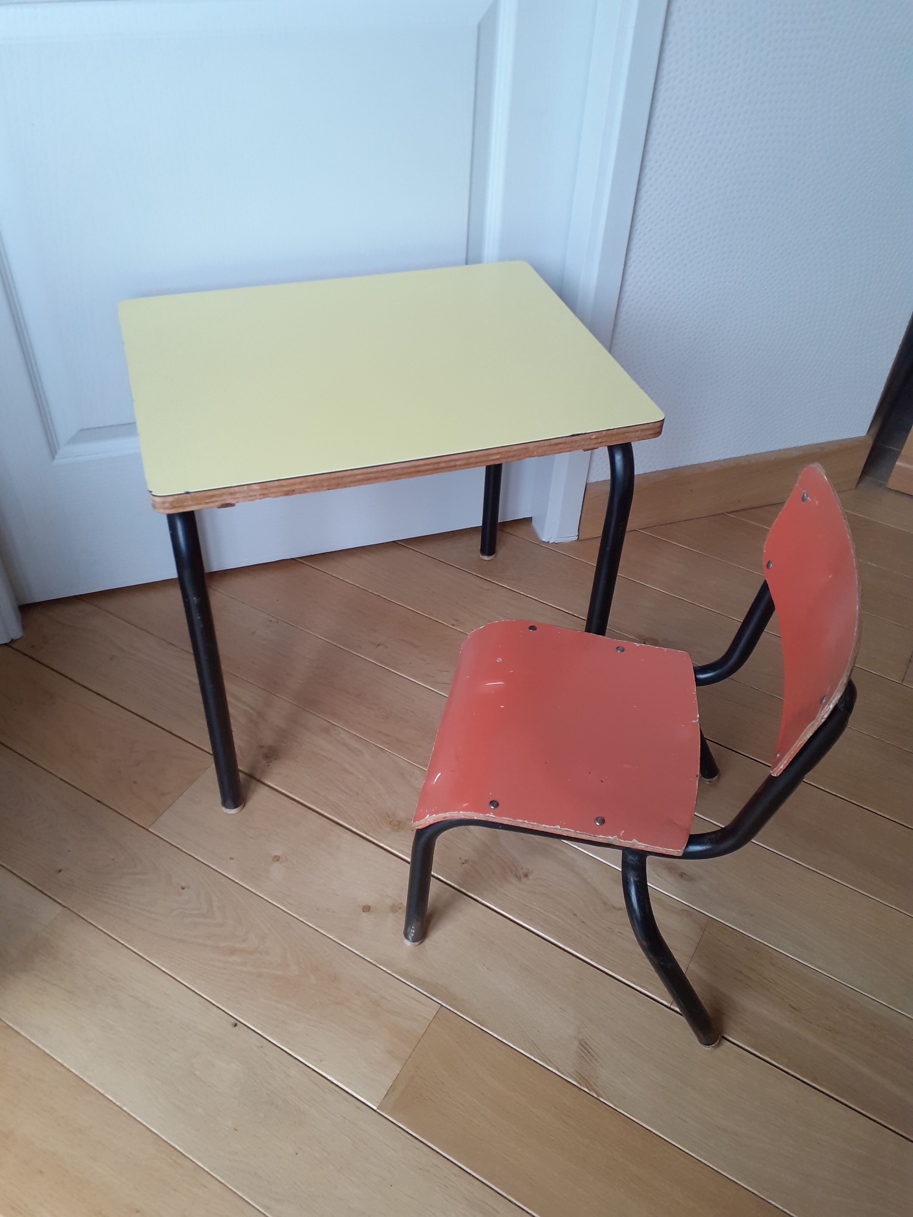 Small vintage school table and its little chair