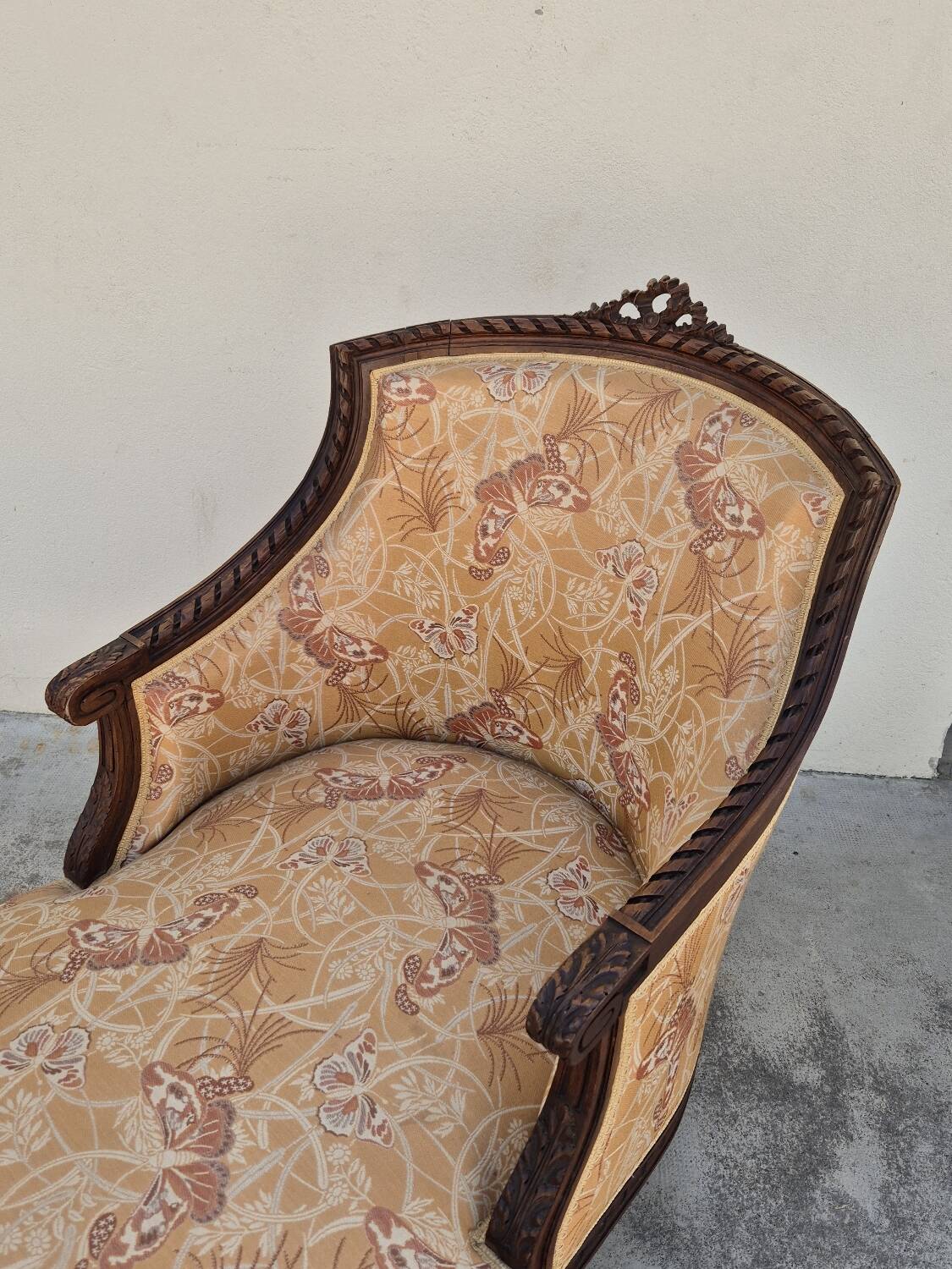 Chaise longue decorated with butterflies in Louis XVI style from the Napoleon III period