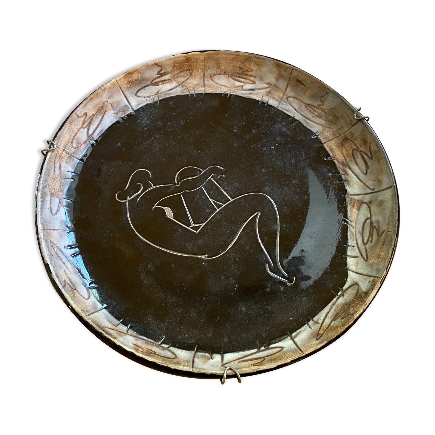 Ceramic wall plate