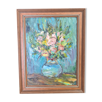 Table bouquet of flowers