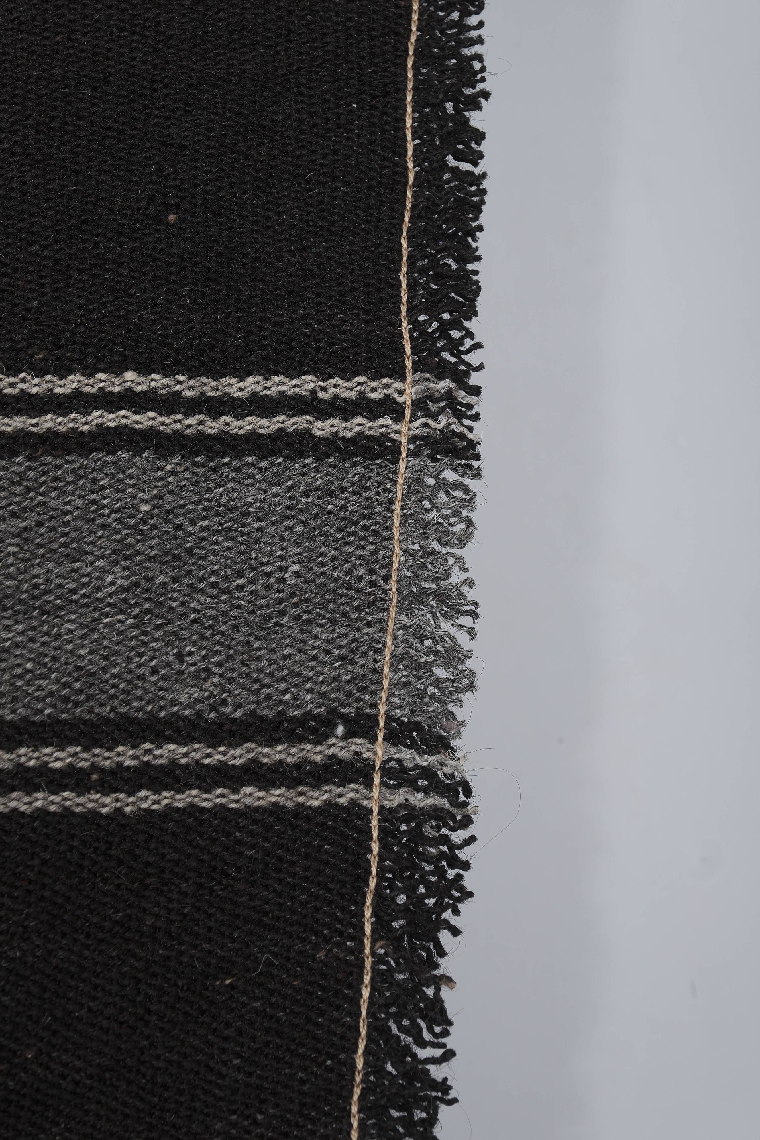 Vintage Turkish Oushak Rug Handwoven 203x220 cm