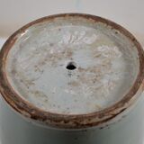 Vase maillet en porcelaine à décor bleu et blanc de phénix sur un rocher.