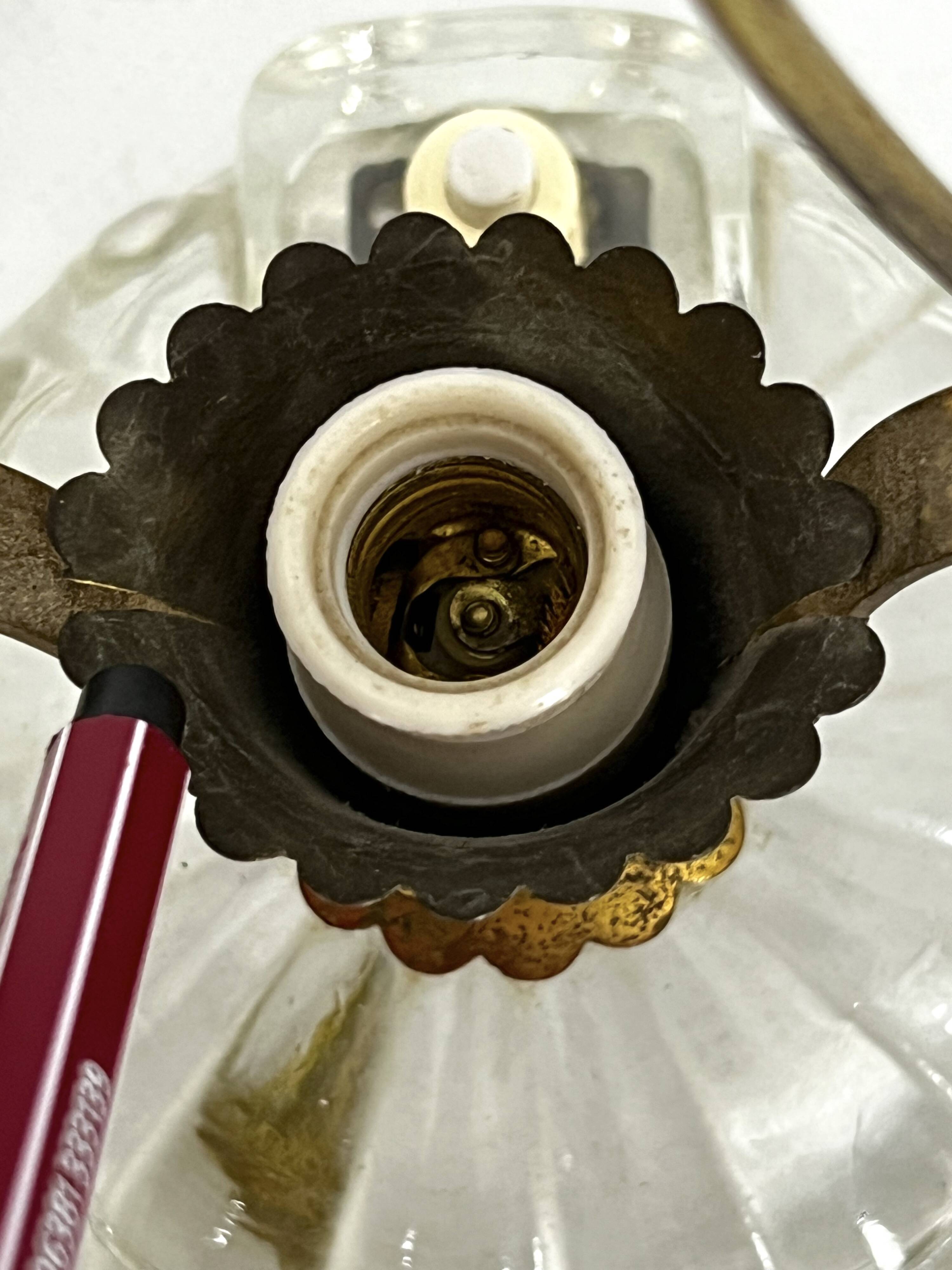 Mid-Century pair of Ercole Barovier Murano glass and brass table lamps. 1940s