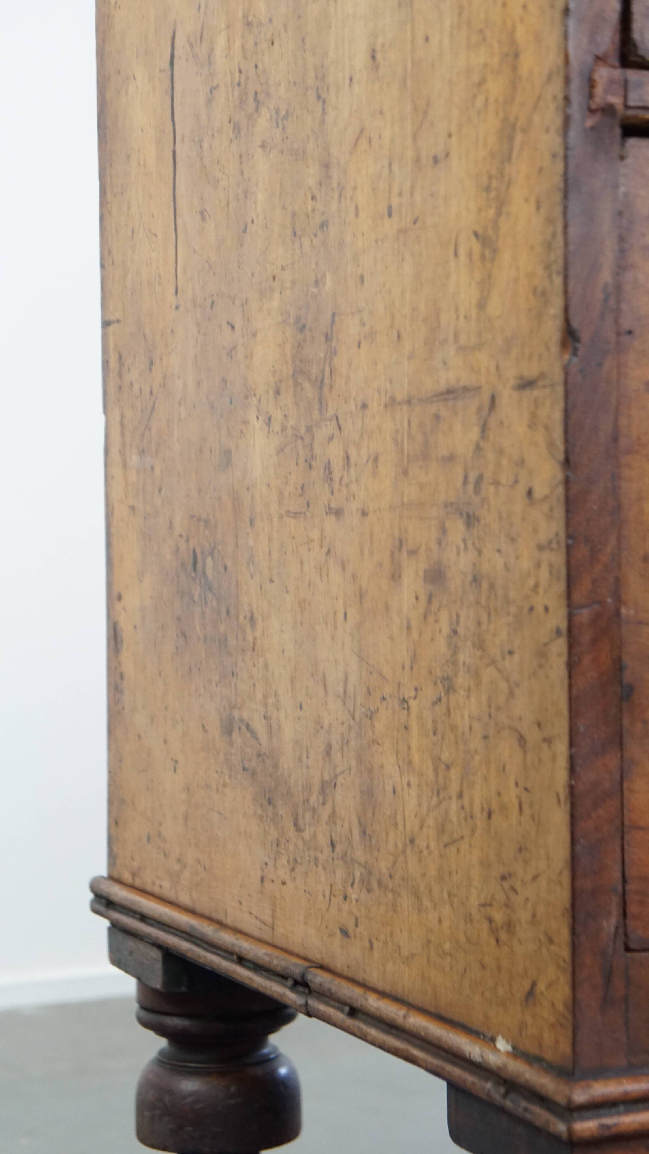 Large early 19th century English antique chest of drawers