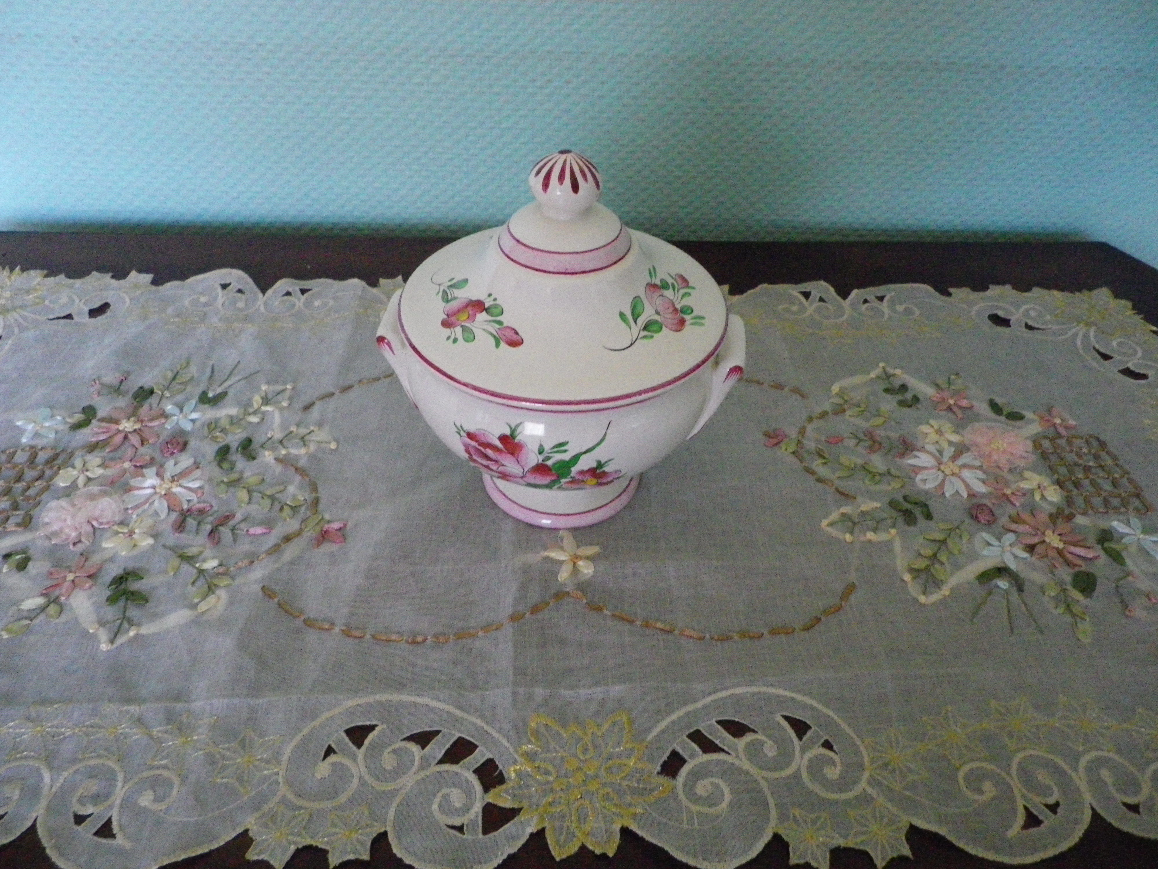 St Clement's earthenware candy factory 70