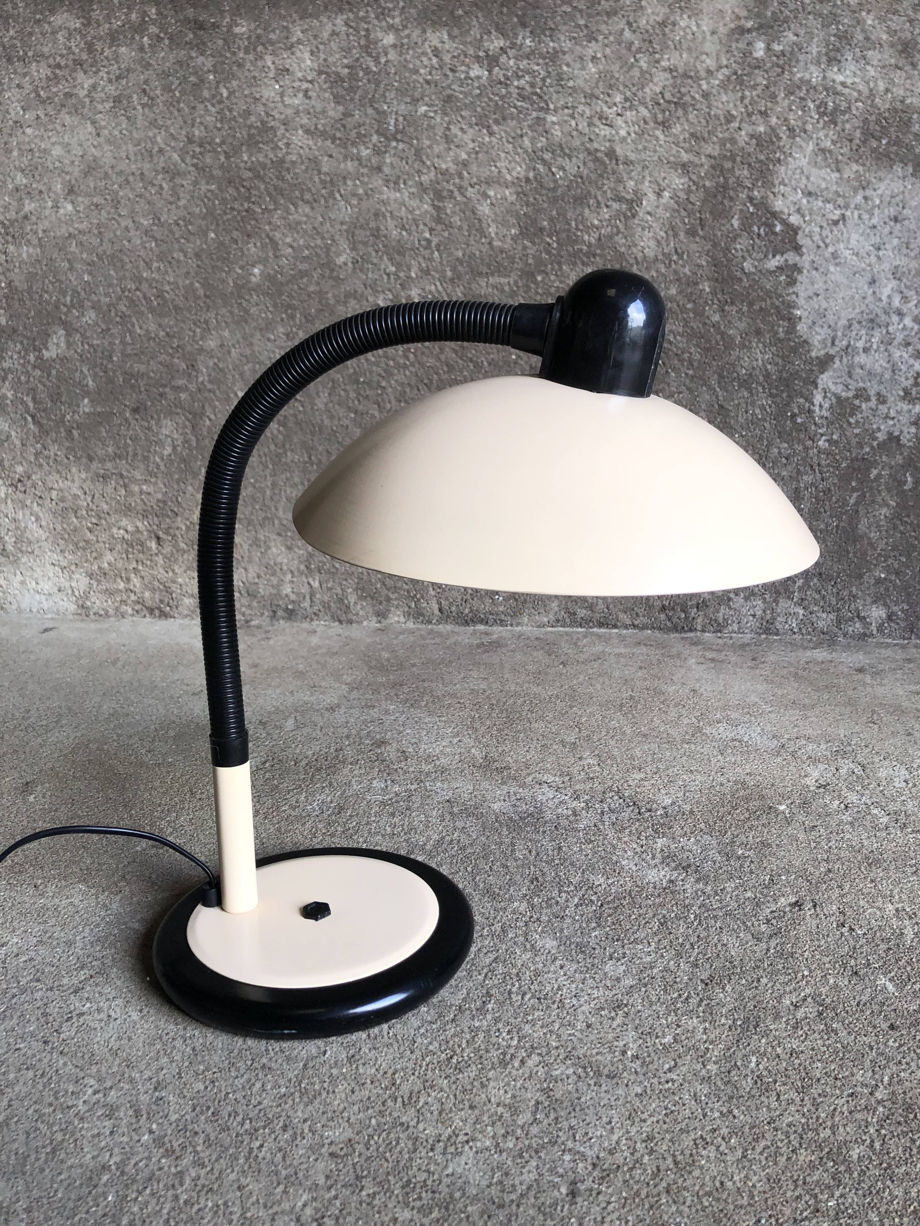 Vintage adjustable lamp in beige metal and black plastic, 70s/80s