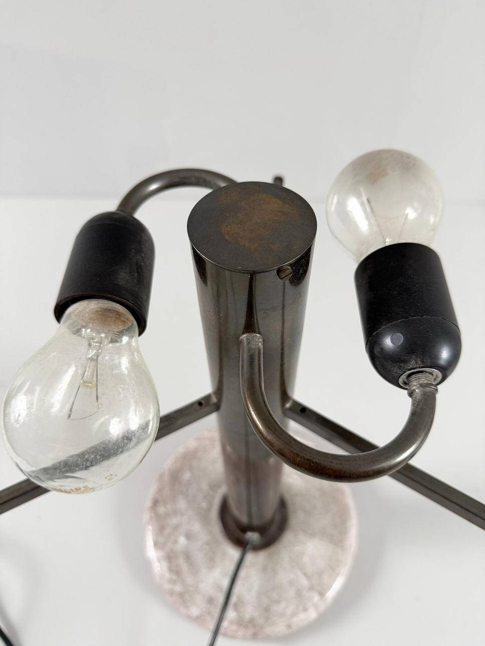 Ludovico Diaz de Santillana. Lampe de table/lampe champignon par Ludovico Diaz de Santillana pour Venini, modèle : 832, Italie, années 1960, exemplaire rare.